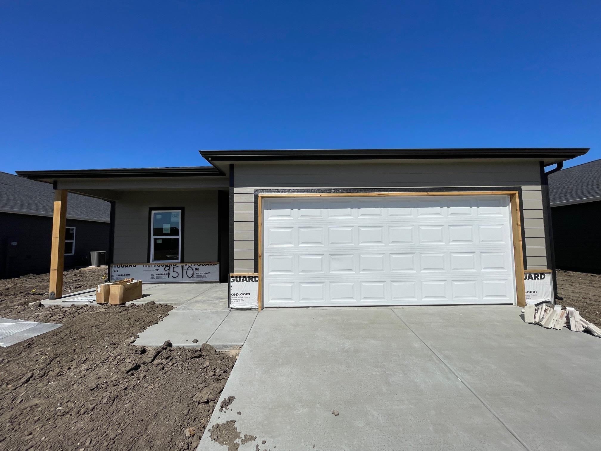 9510 E Creed St Property Photo 1