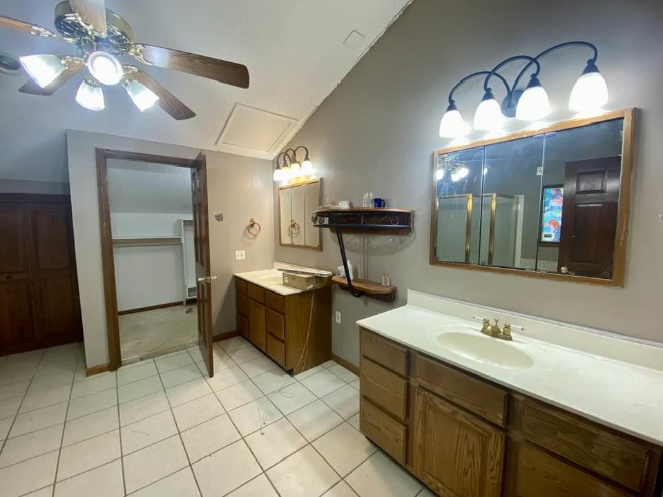 8730 S Knight St Property Photo 26