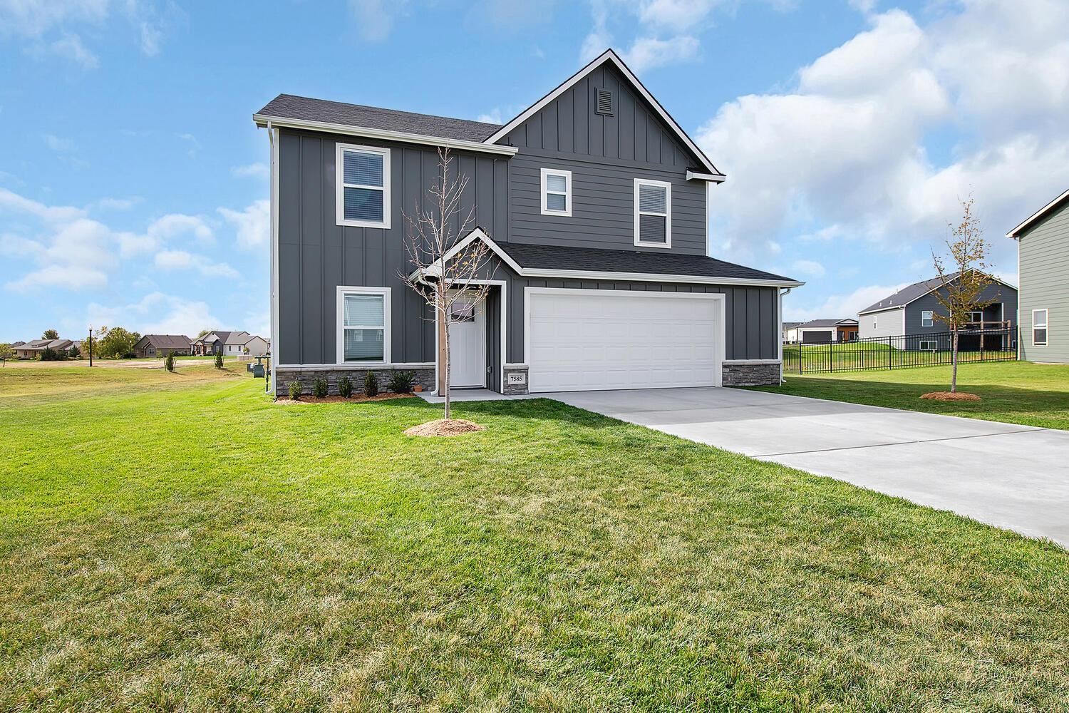 7585 E Pheasant Ridge Ct Property Photo