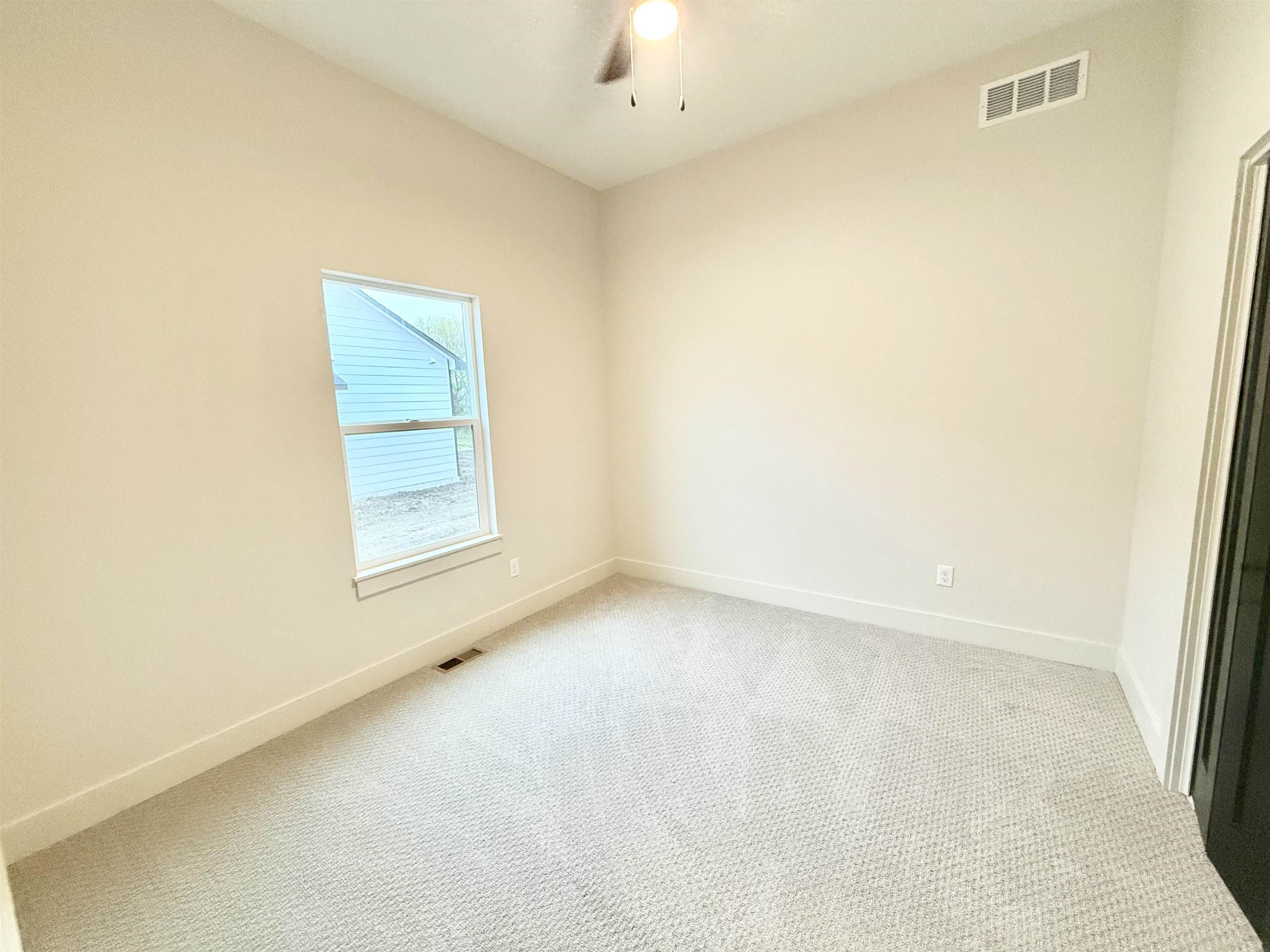 2617 S Clear Creek St Property Photo 17