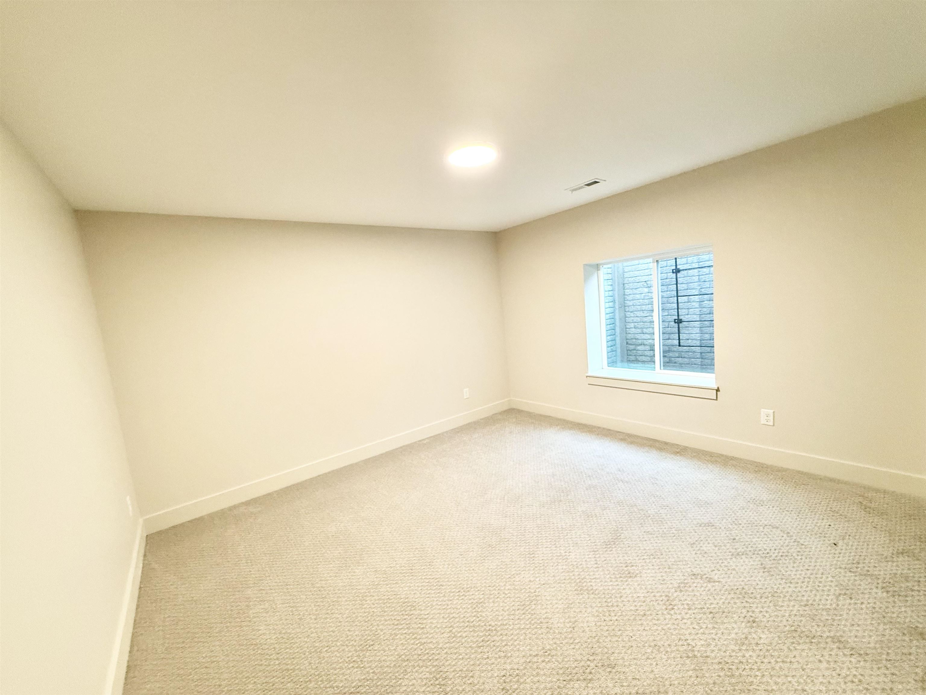 2617 S Clear Creek St Property Photo 21
