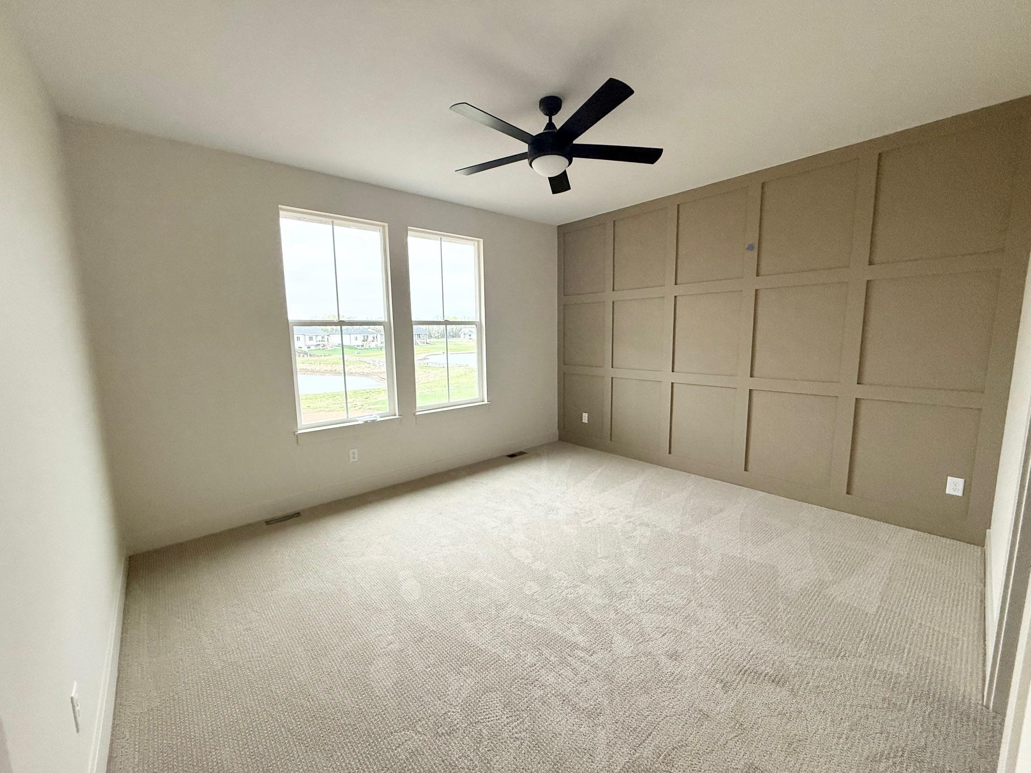 2623 S Willow Oak St Property Photo 3