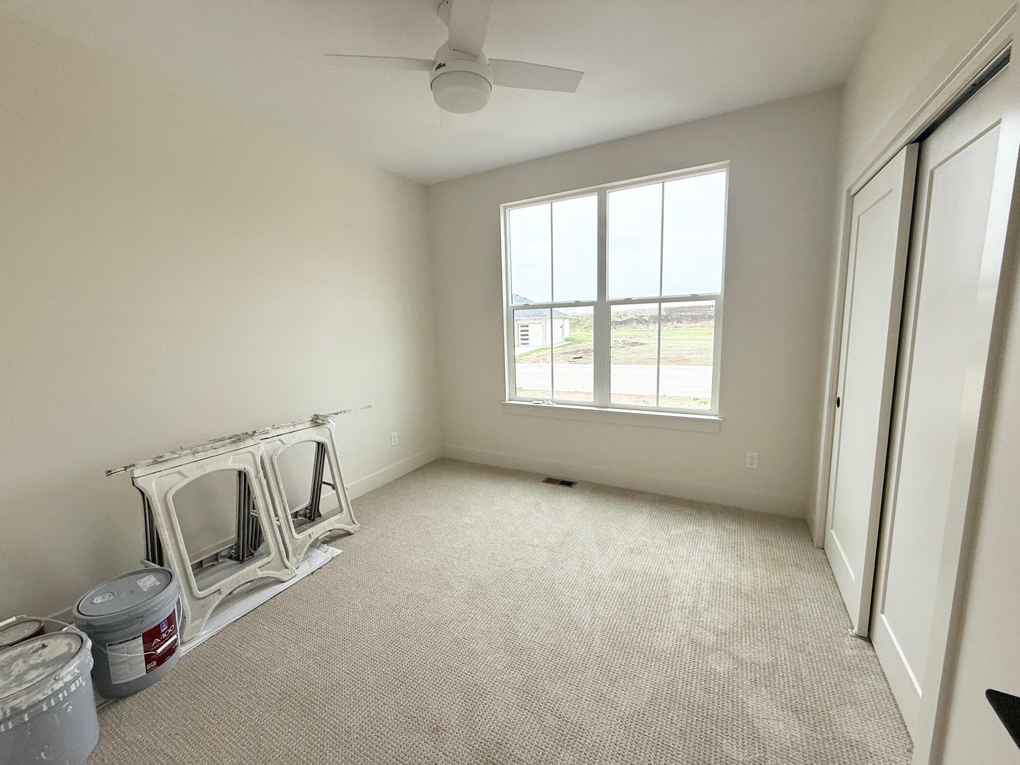 2623 S Willow Oak St Property Photo 6