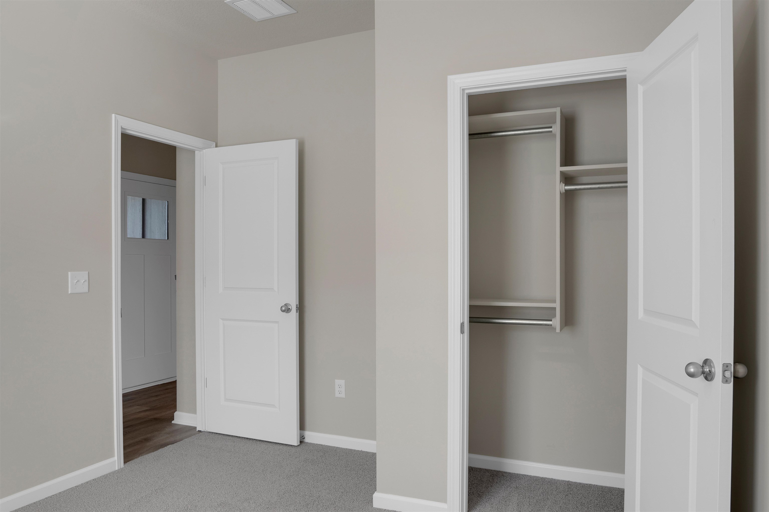 3650 E Hollandale St Property Photo 5