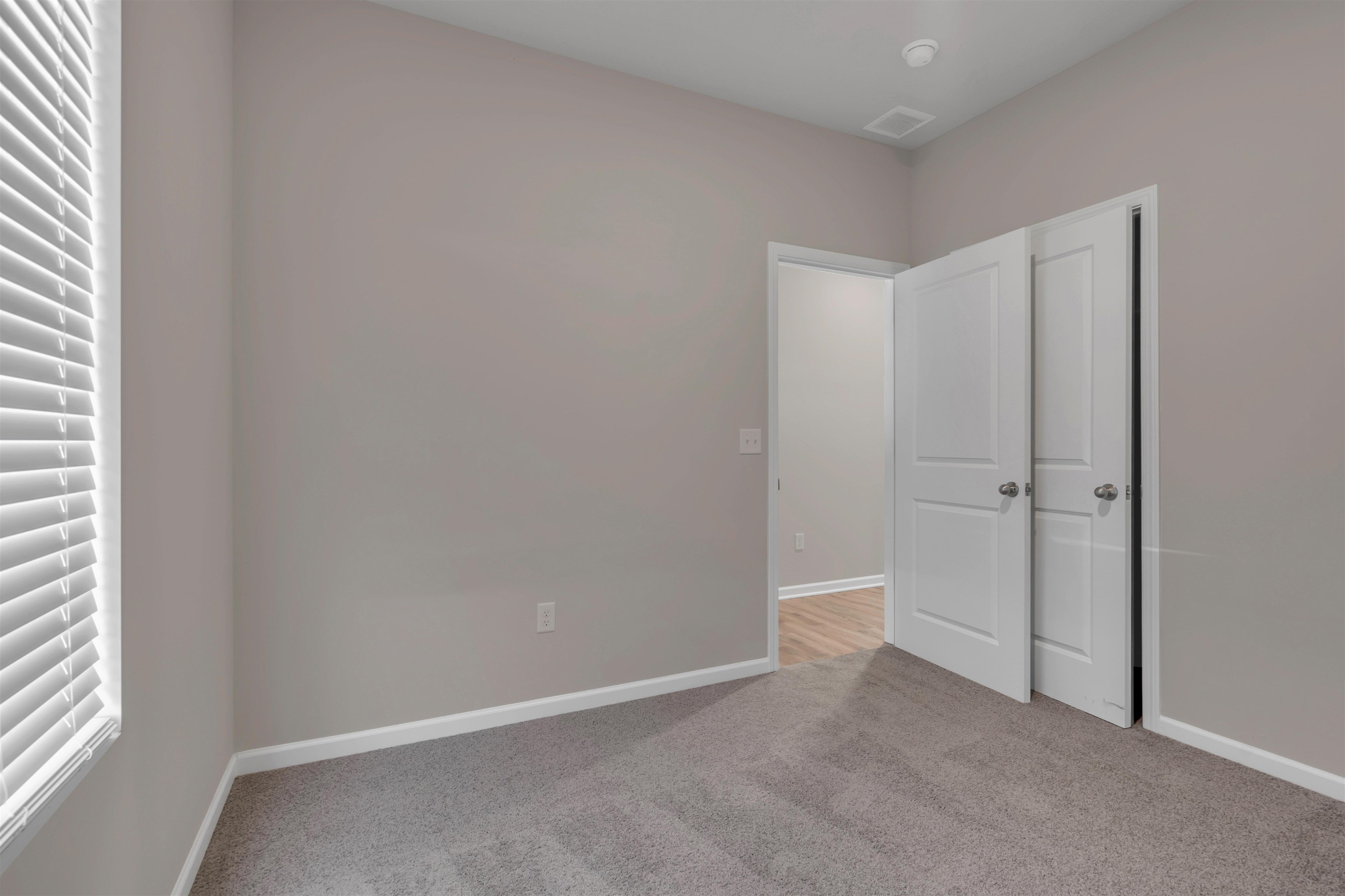 3610 E Hollandale St Property Photo 8