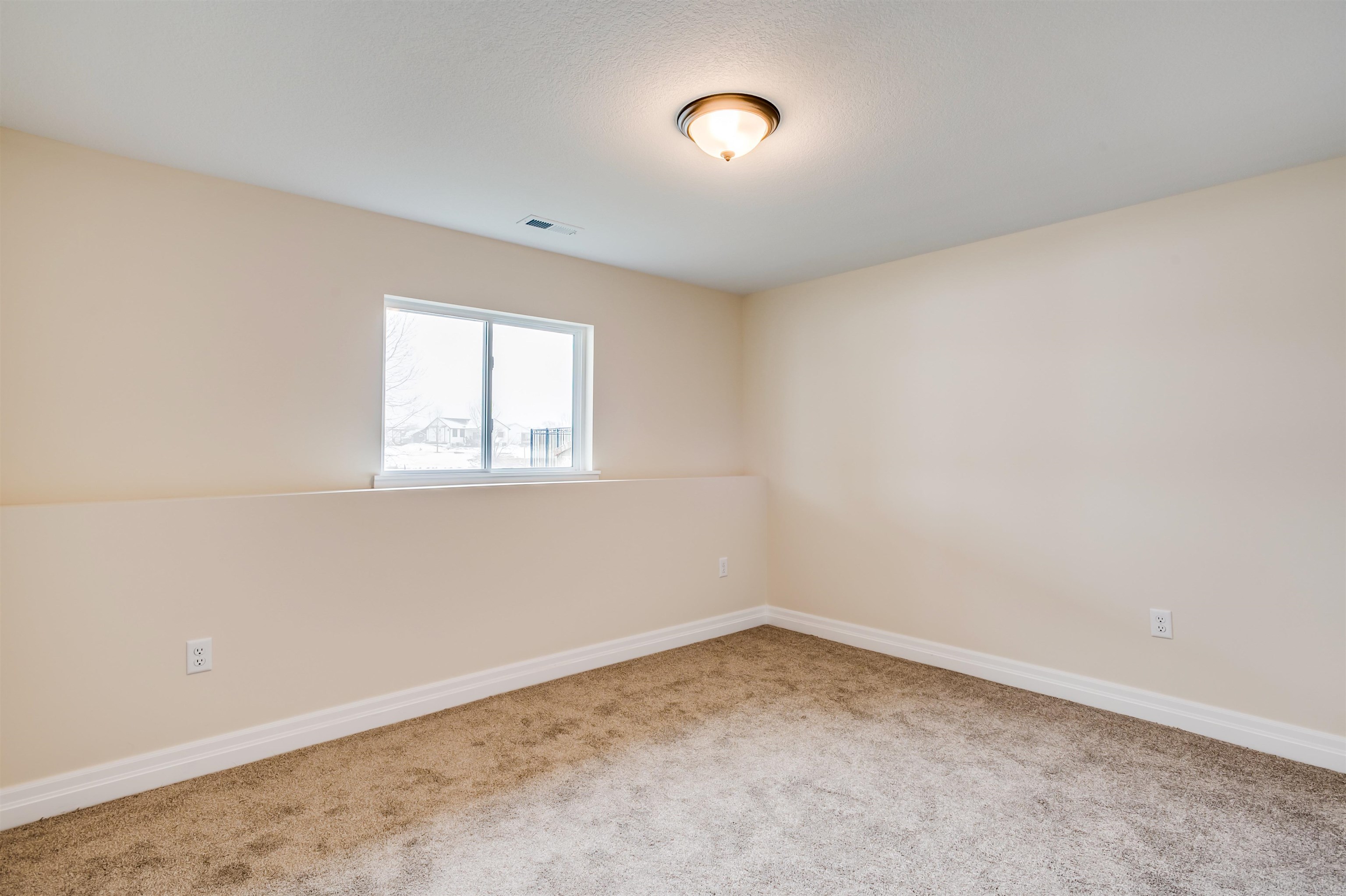 5856 N St. Paul St. Property Photo 32