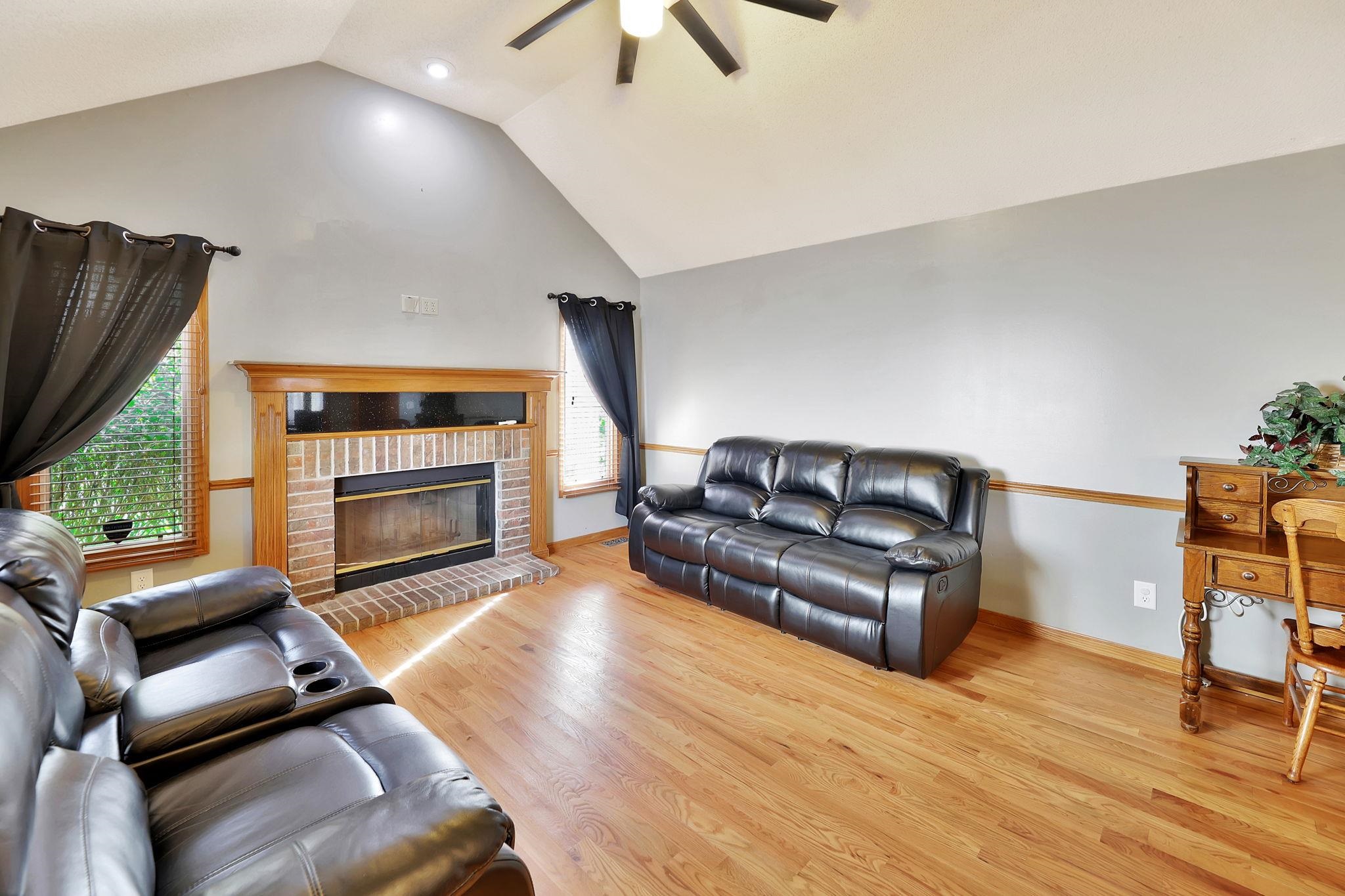 229 S Ashley Park Ct Property Photo 10