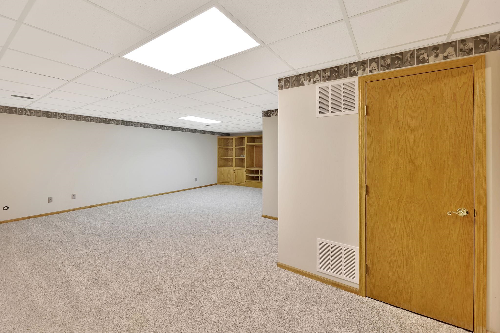 229 S Ashley Park Ct Property Photo 19