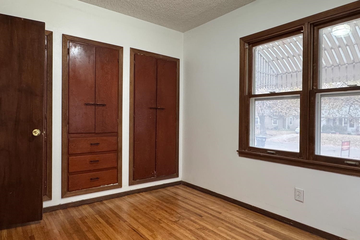 219 S Custer Ave Property Photo 12
