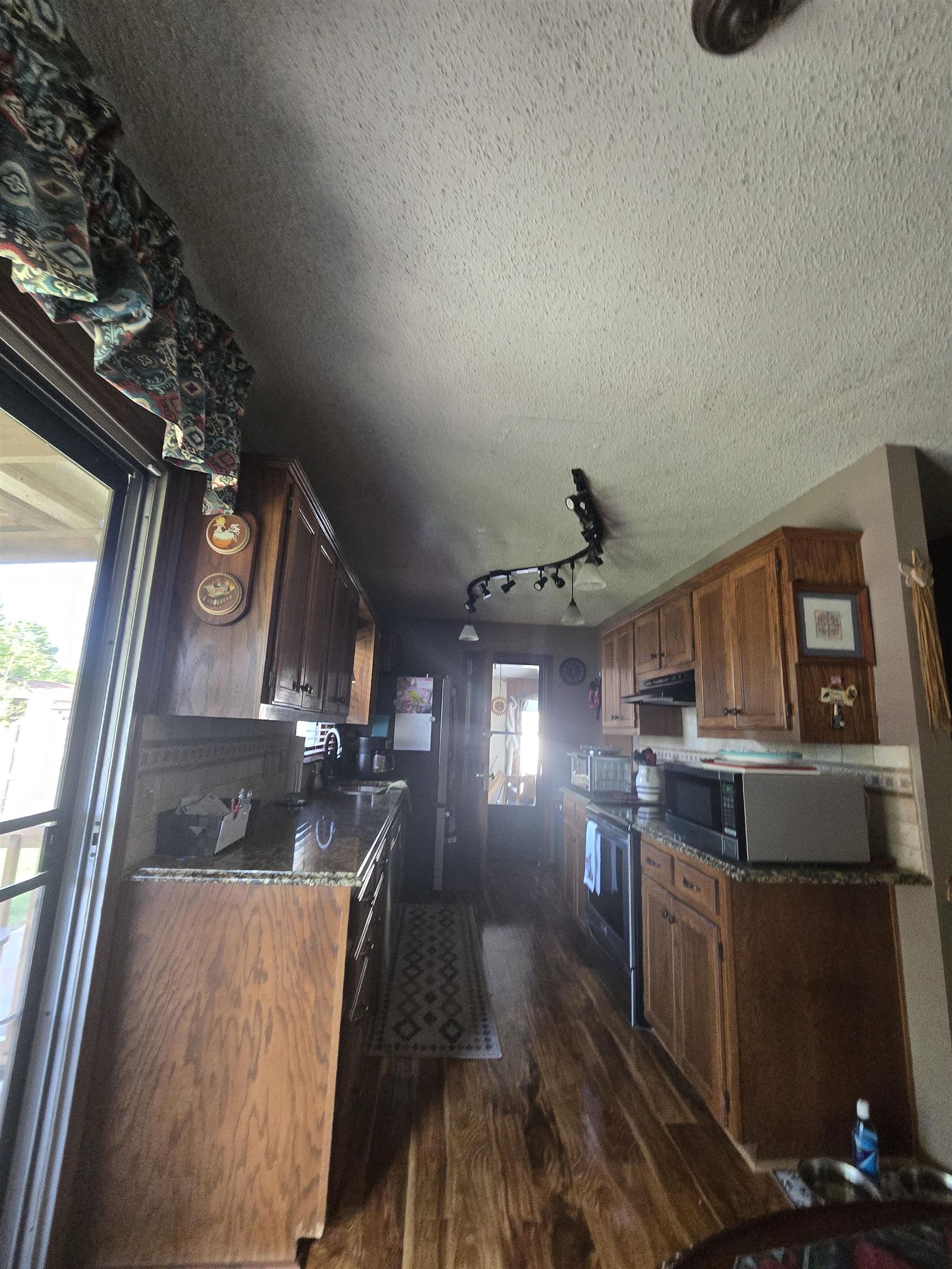 3902 N Litchfield St Property Photo 10