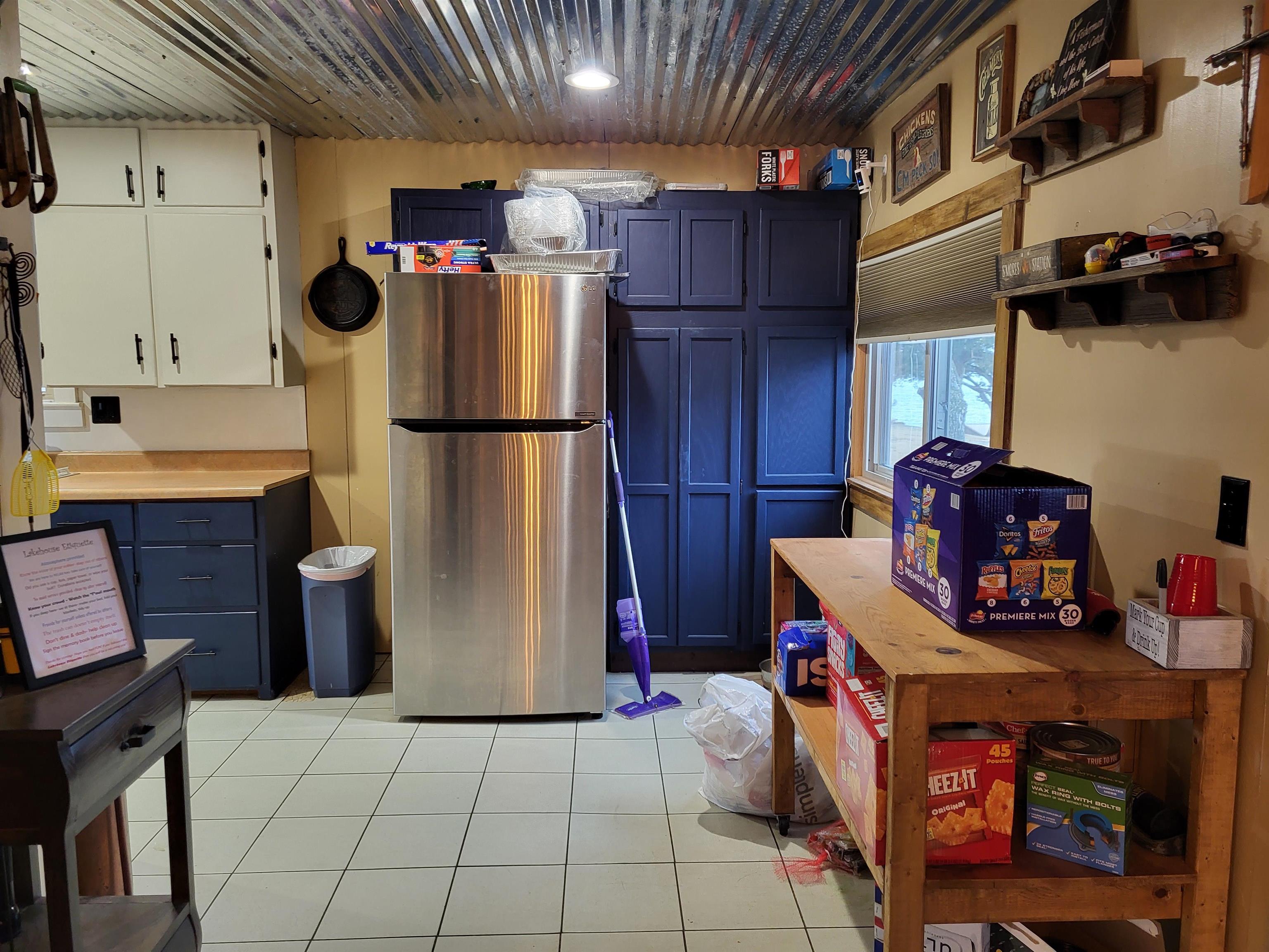 109 Eureka Lake Rd Property Photo 6