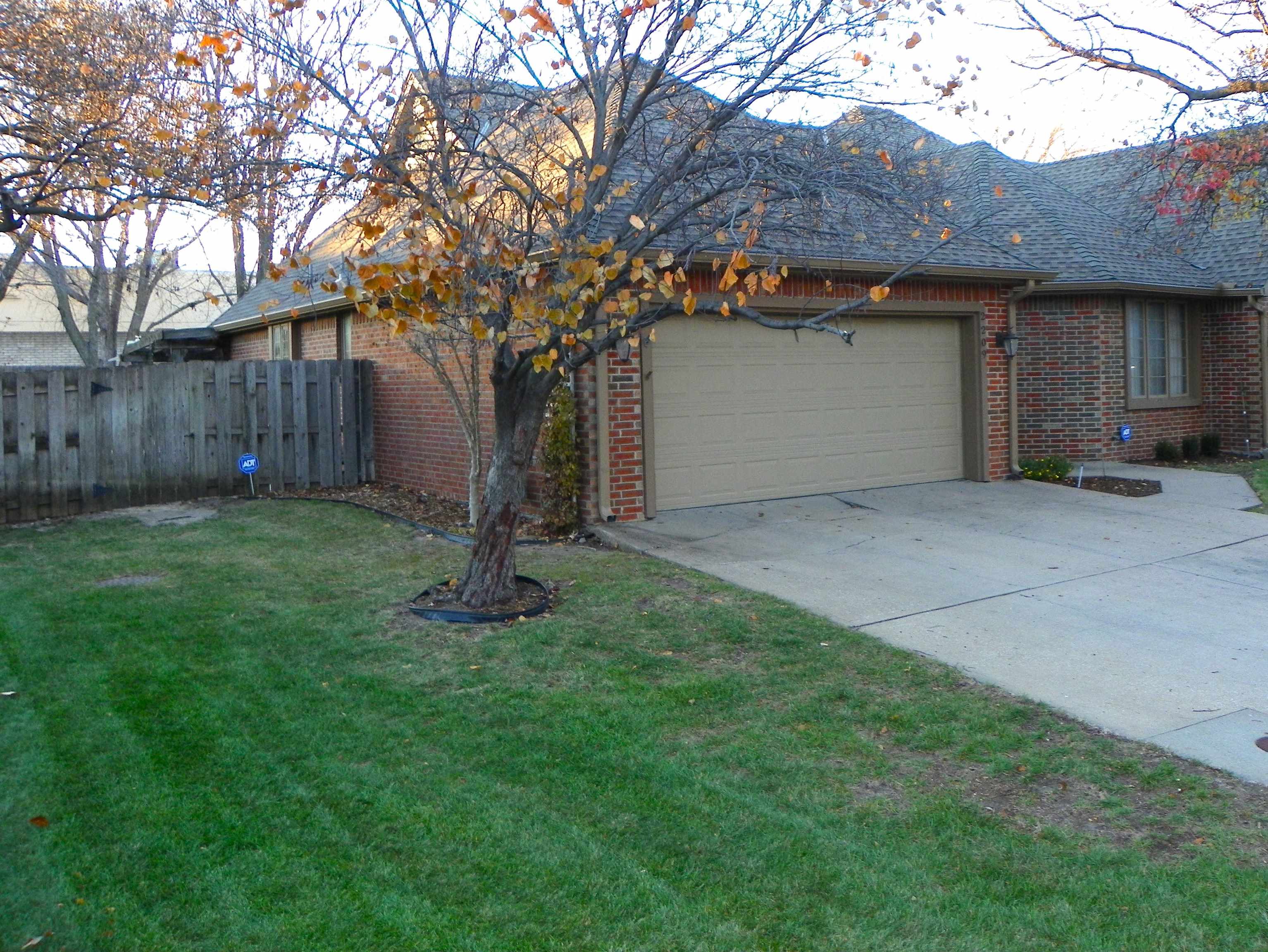 2209 N Penstemon St. Property Photo 3