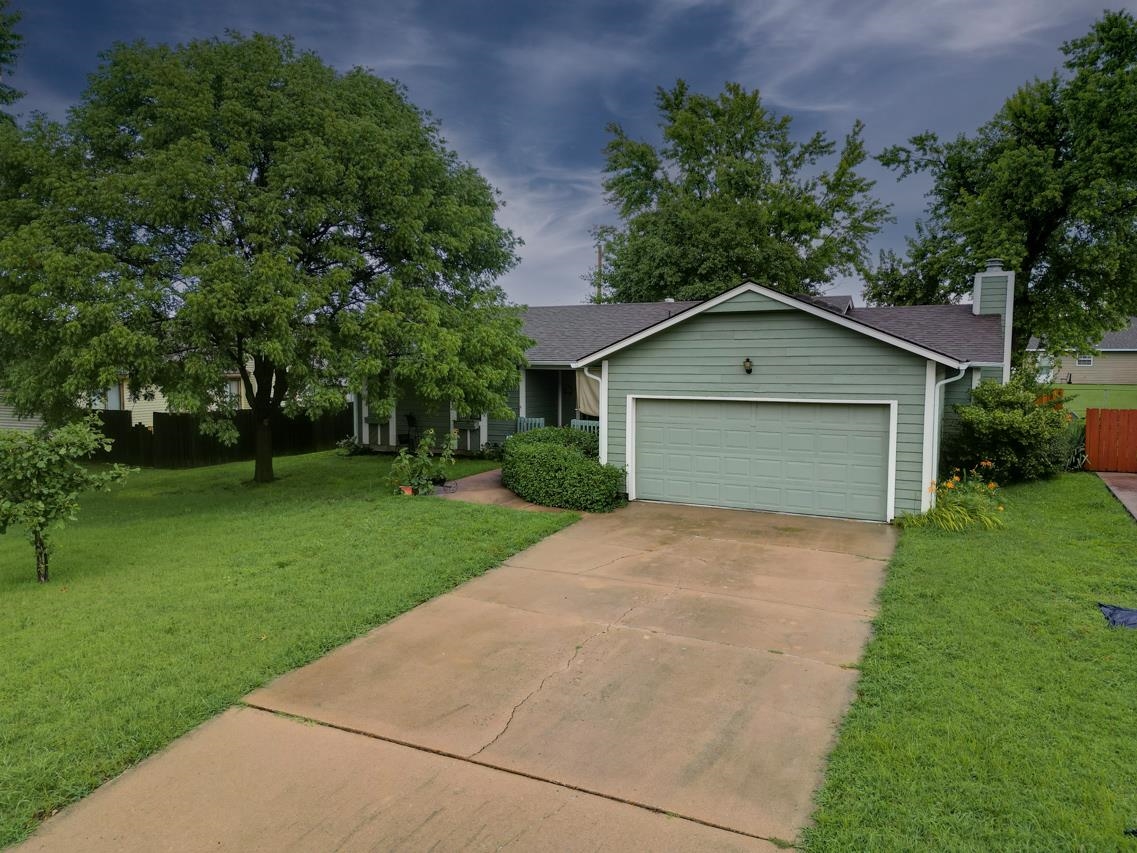 20 Renfrew Rd Property Photo 2