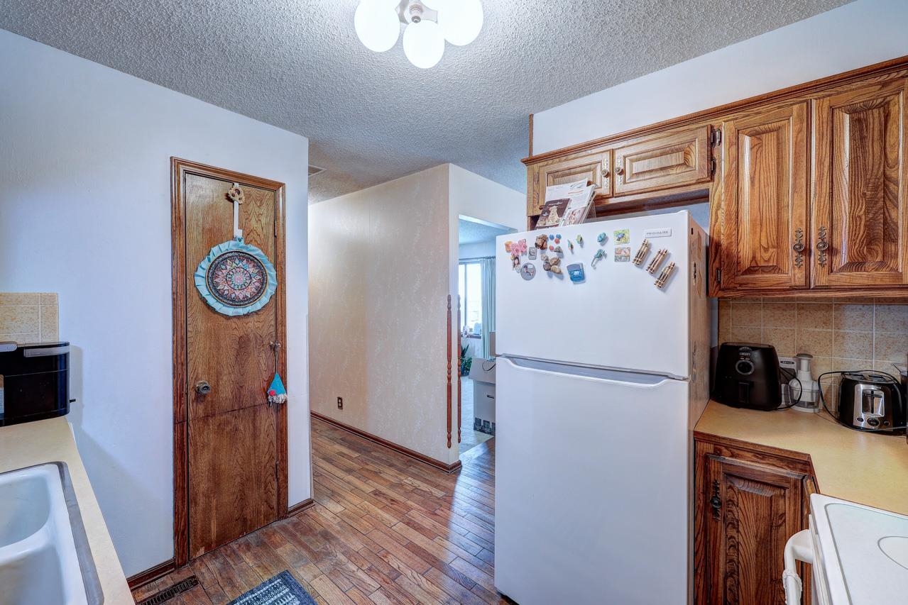 20 Renfrew Rd Property Photo 8