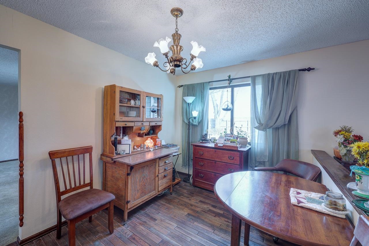 20 Renfrew Rd Property Photo 12
