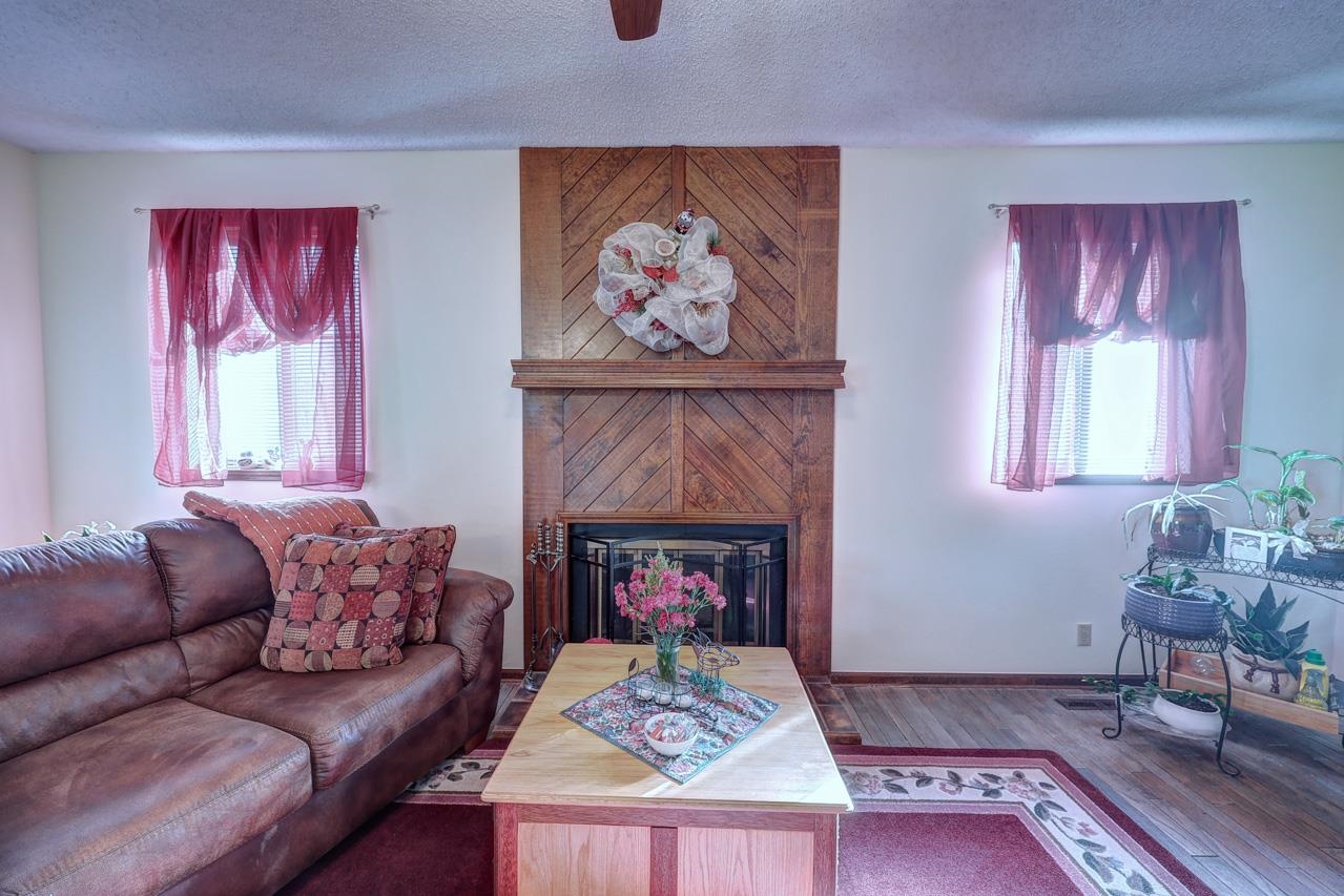 20 Renfrew Rd Property Photo 15