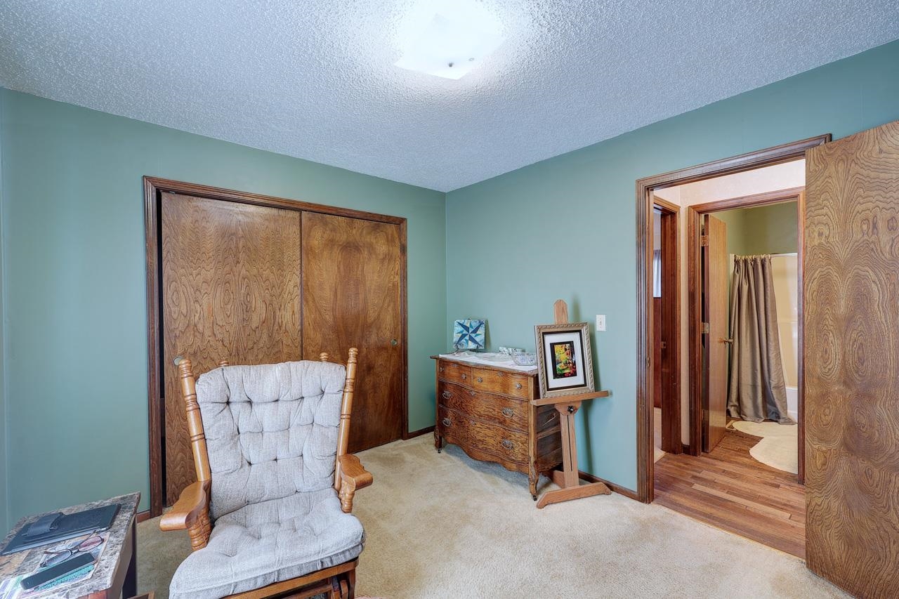 20 Renfrew Rd Property Photo 25