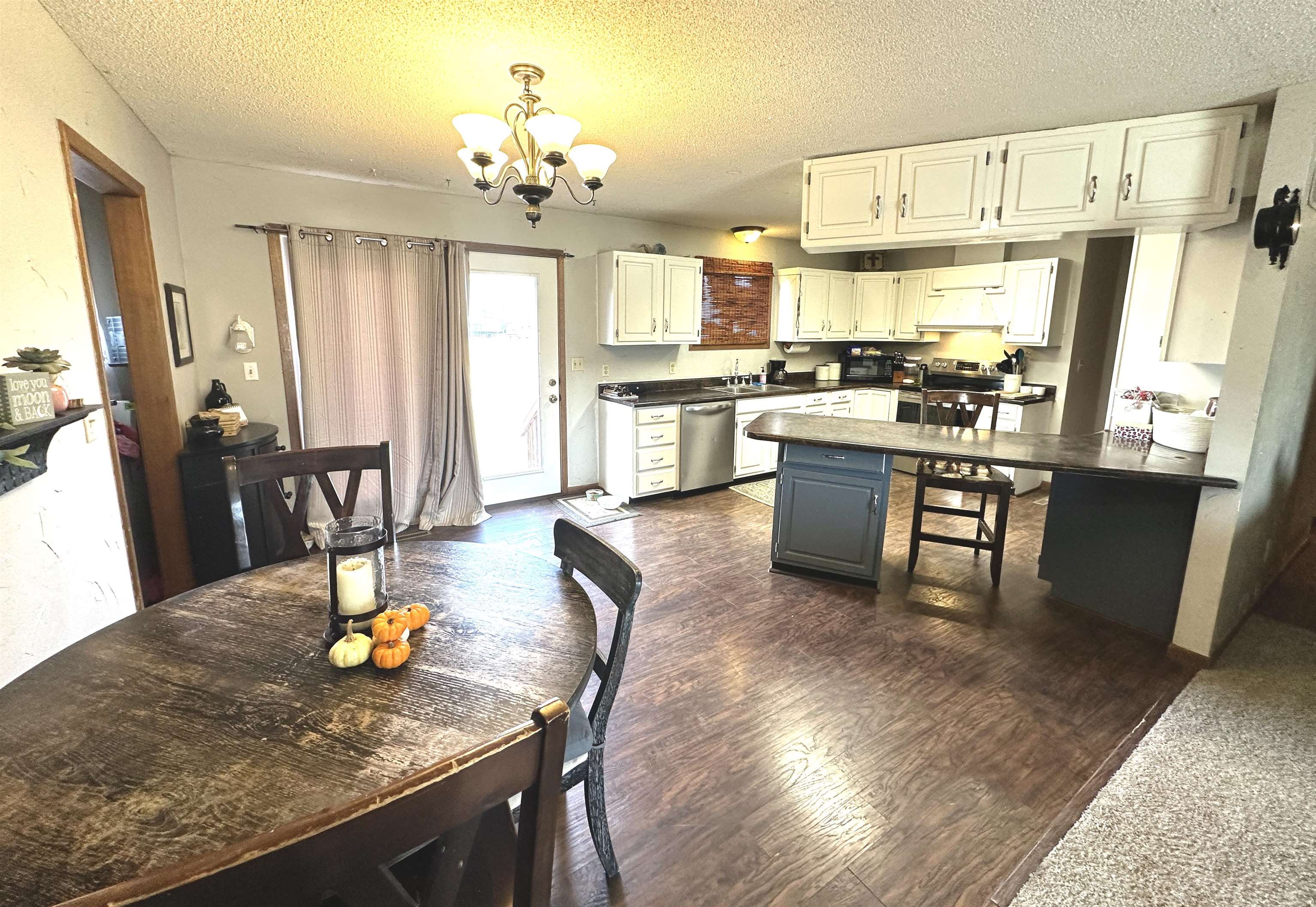 2 Crown Circle Property Photo 8