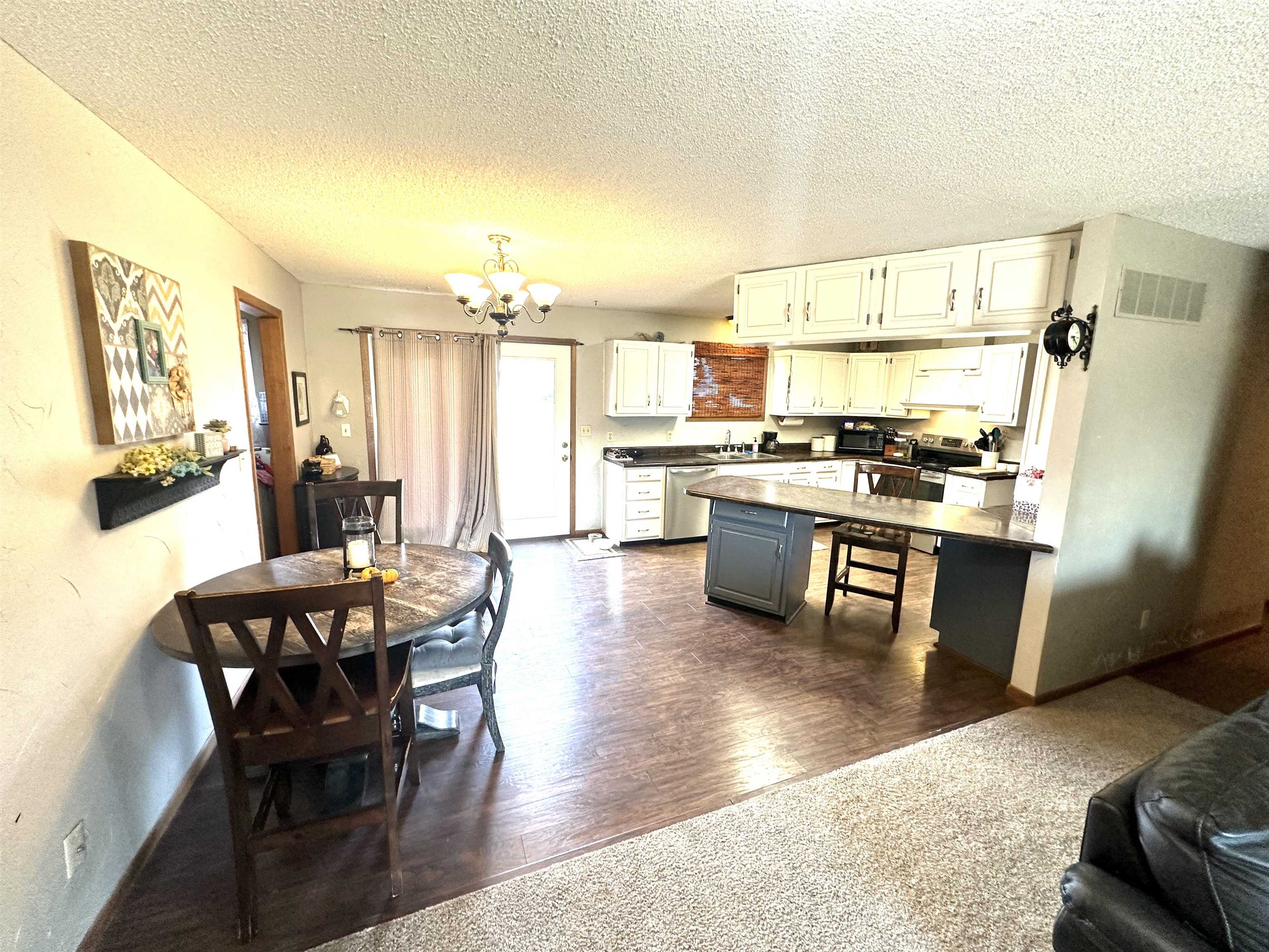 2 Crown Circle Property Photo 9