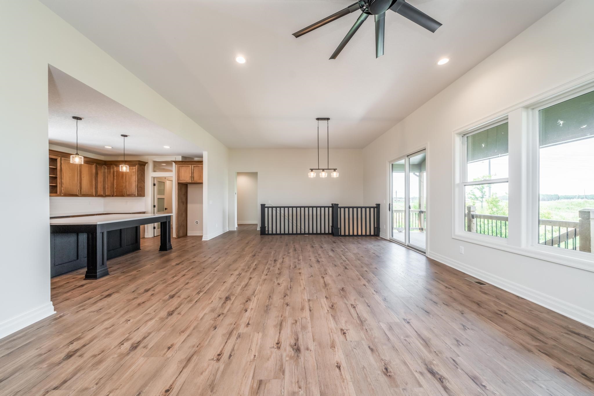 5101 Shoreside Ct Property Photo 7