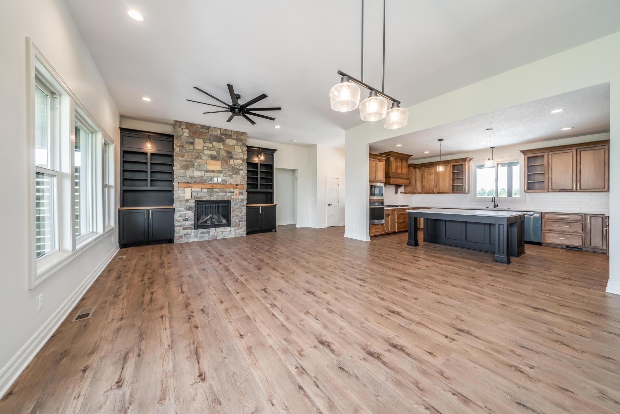 5101 Shoreside Ct Property Photo 10