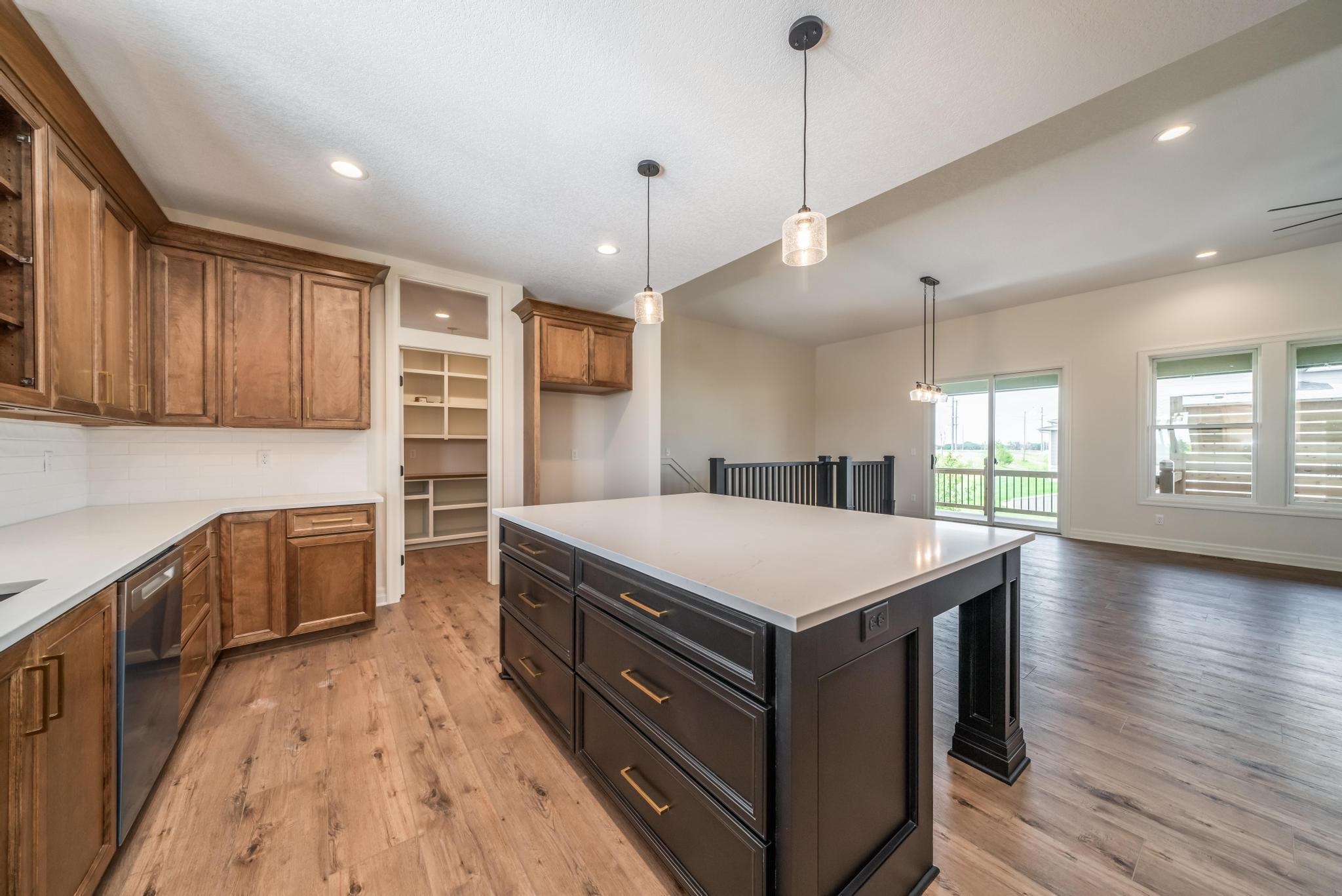 5101 Shoreside Ct Property Photo 14