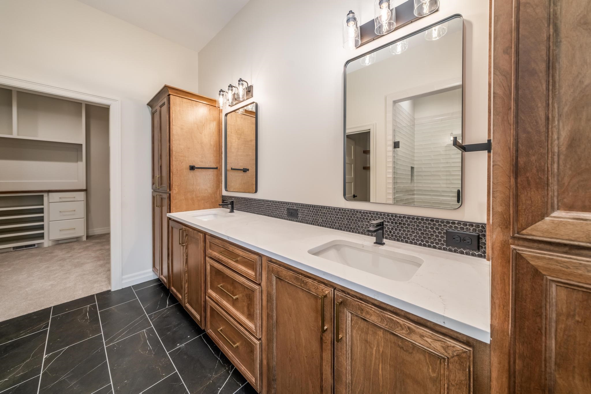 5101 Shoreside Ct Property Photo 24