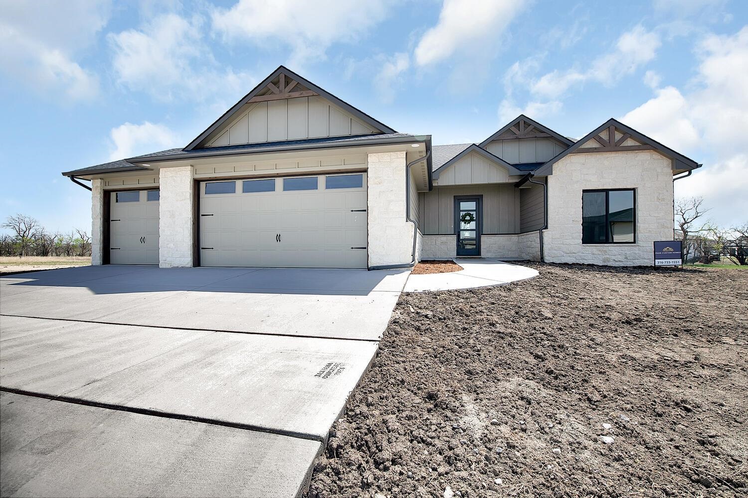8381 E Summerside Pl Property Photo 1