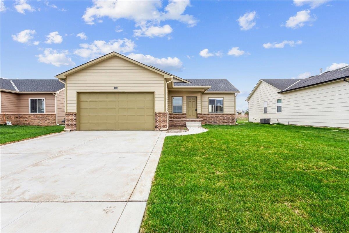 5138 N Toben Dr Property Photo