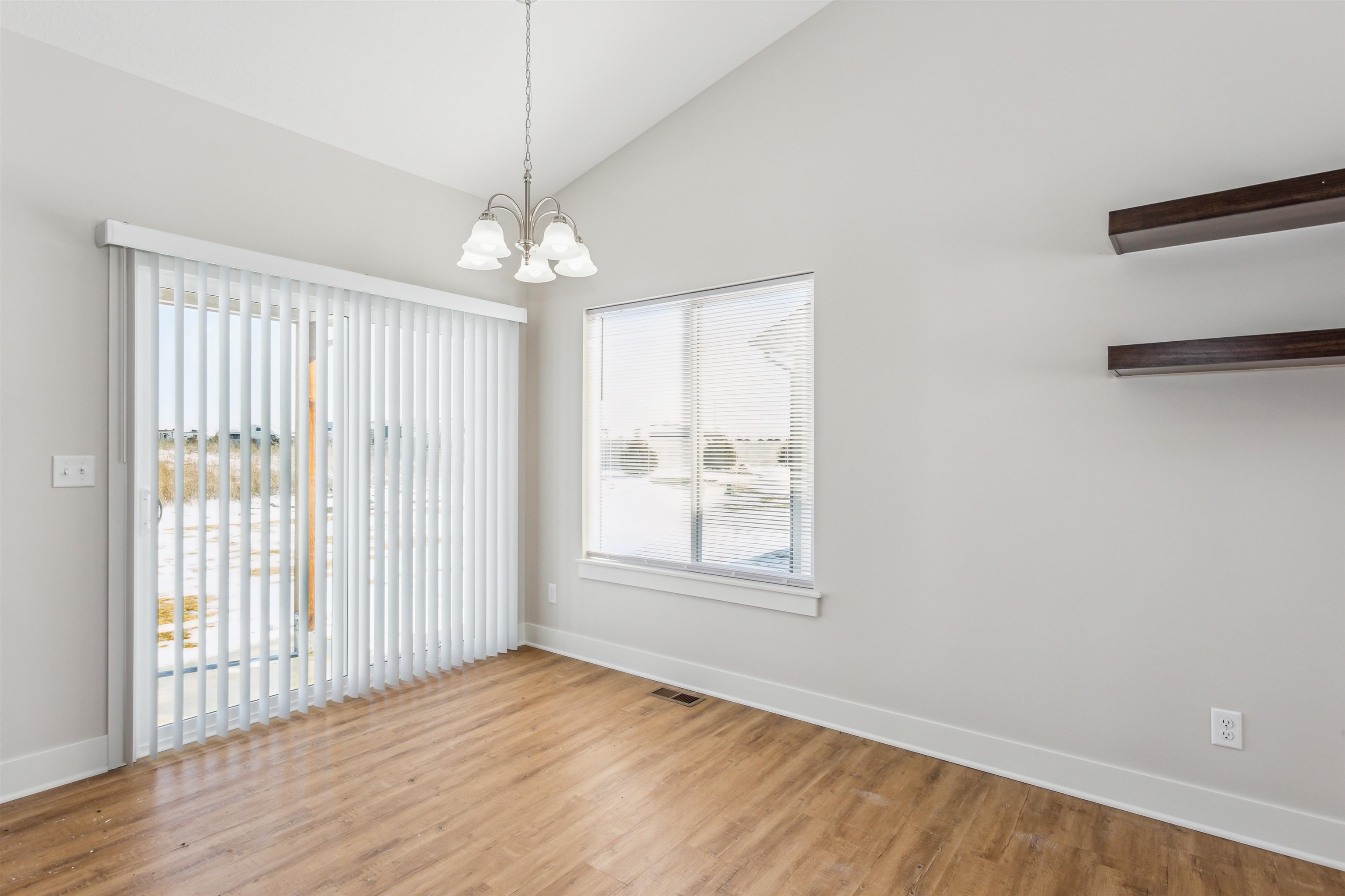 5138 N Toben Dr Property Photo 6