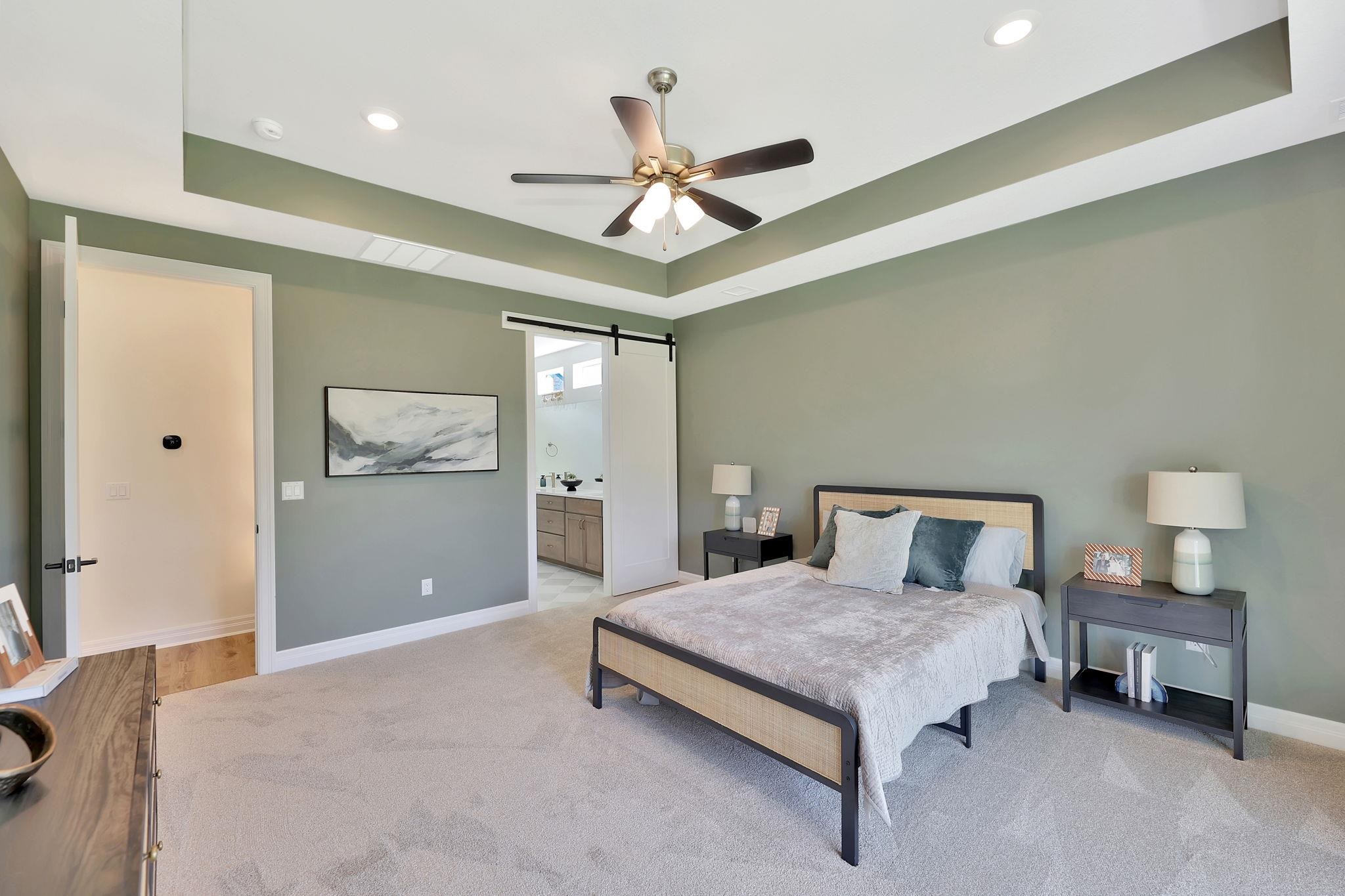 826 N Speyside Cir Property Photo 32