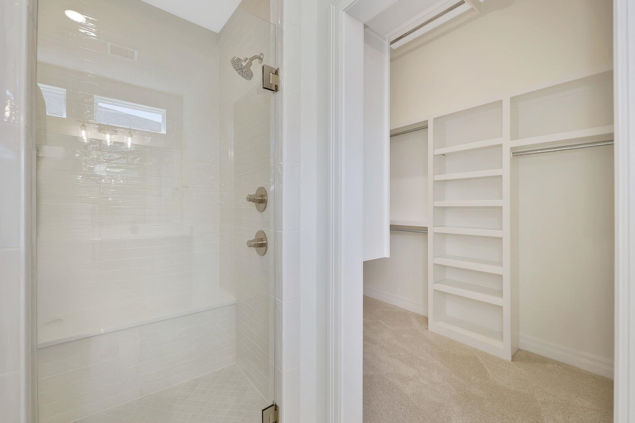 826 N Speyside Cir Property Photo 35