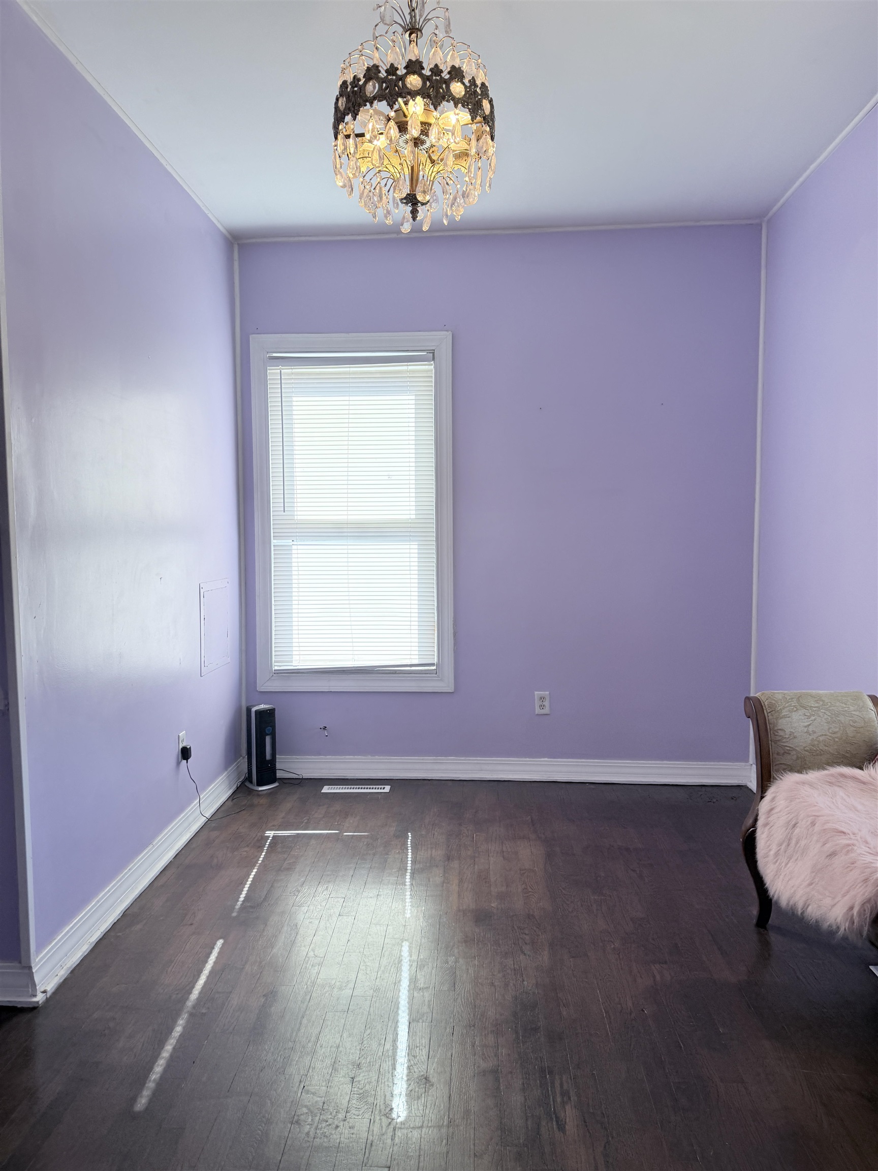 405 Main Property Photo 10