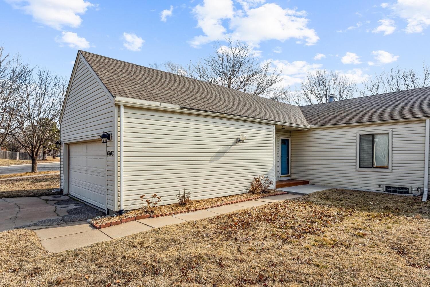 6703 E Mainsgate Rd Property Photo
