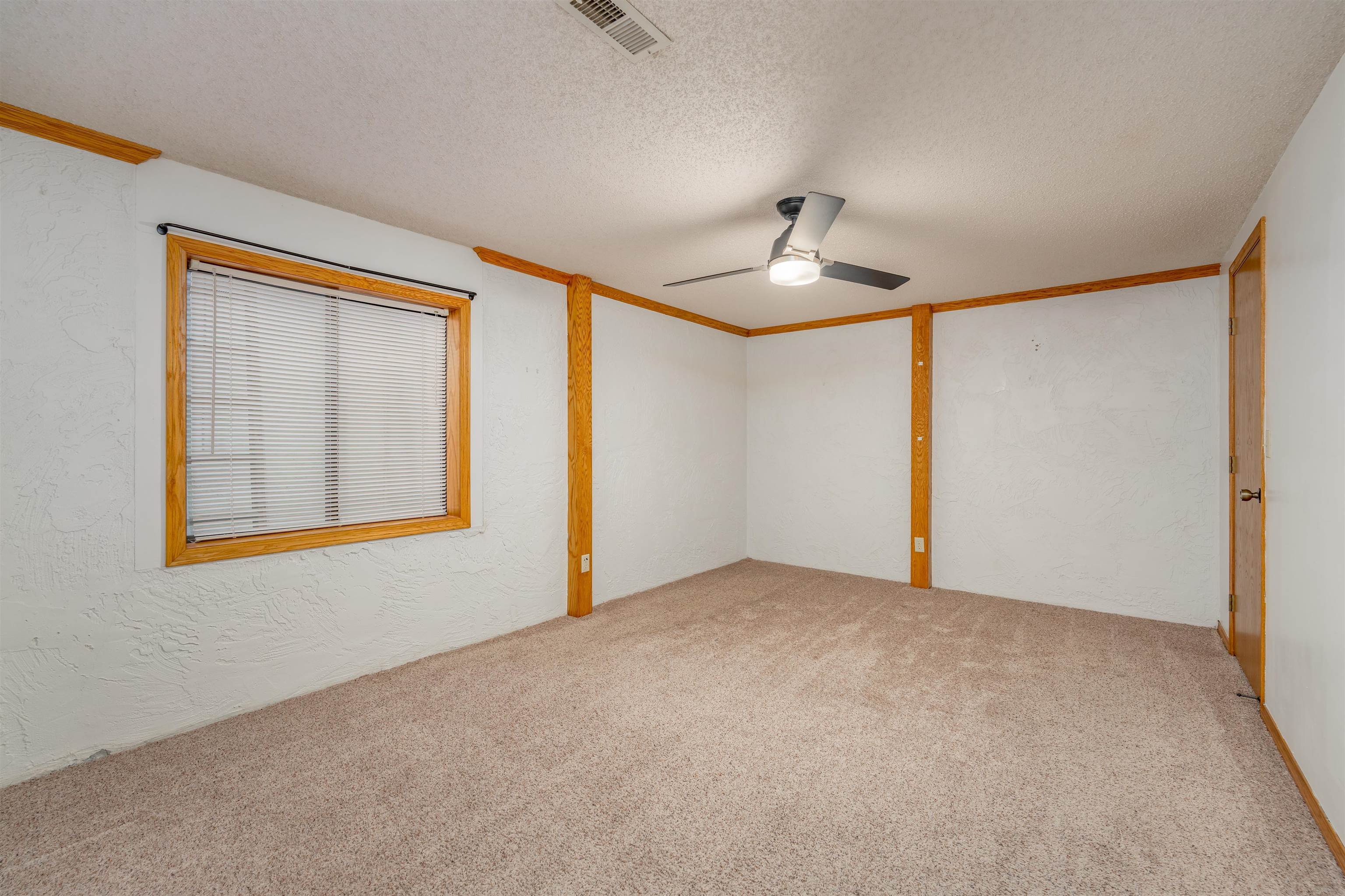 301 S Rock Rd Property Photo 25