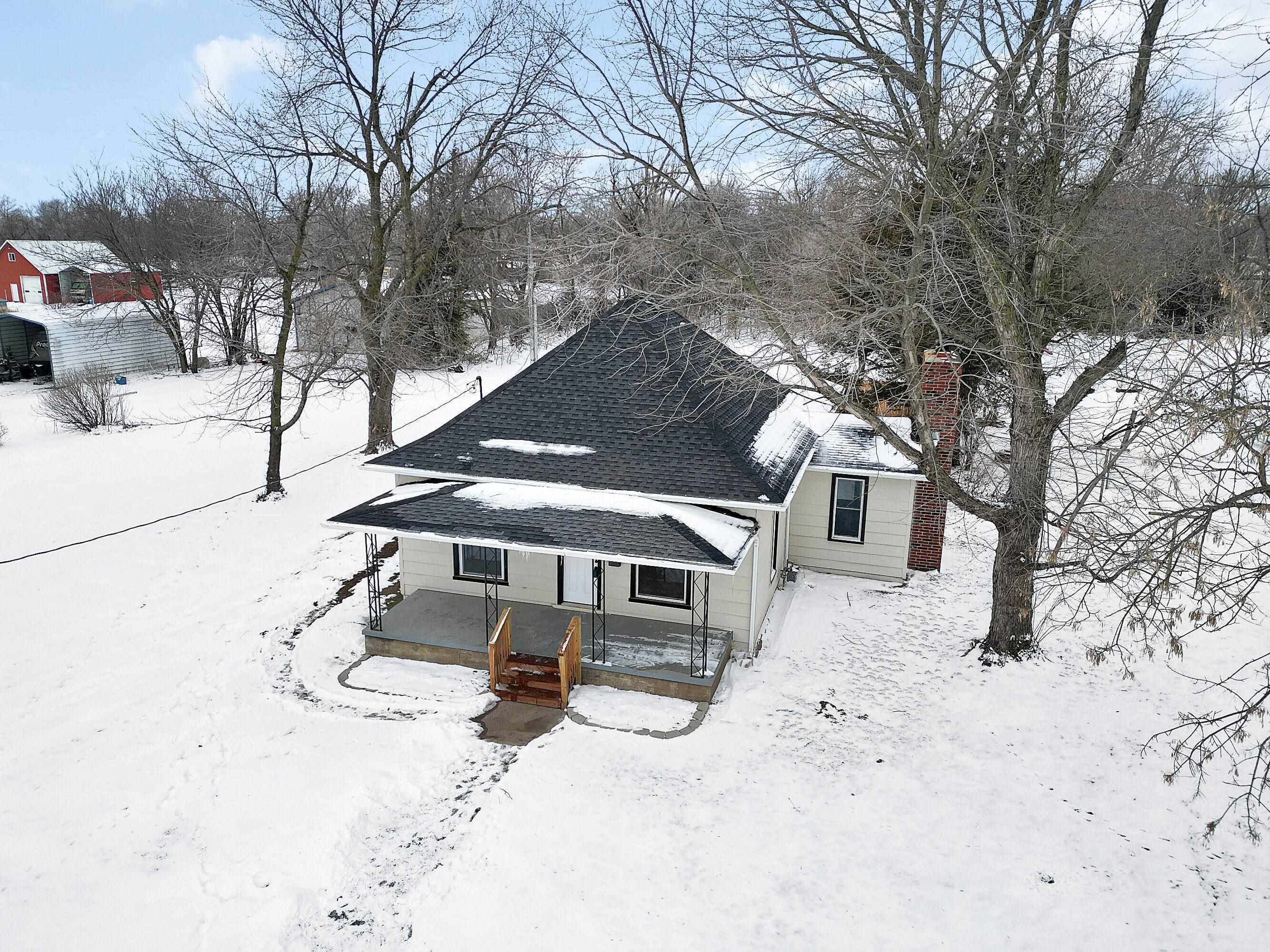 318 S Cranmer St Property Photo 3