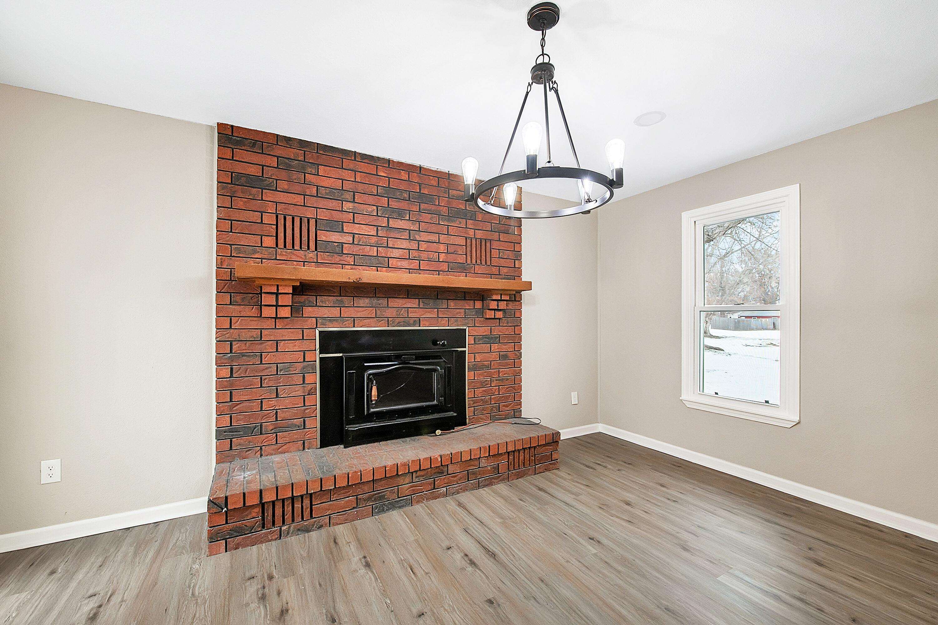 318 S Cranmer St Property Photo 16