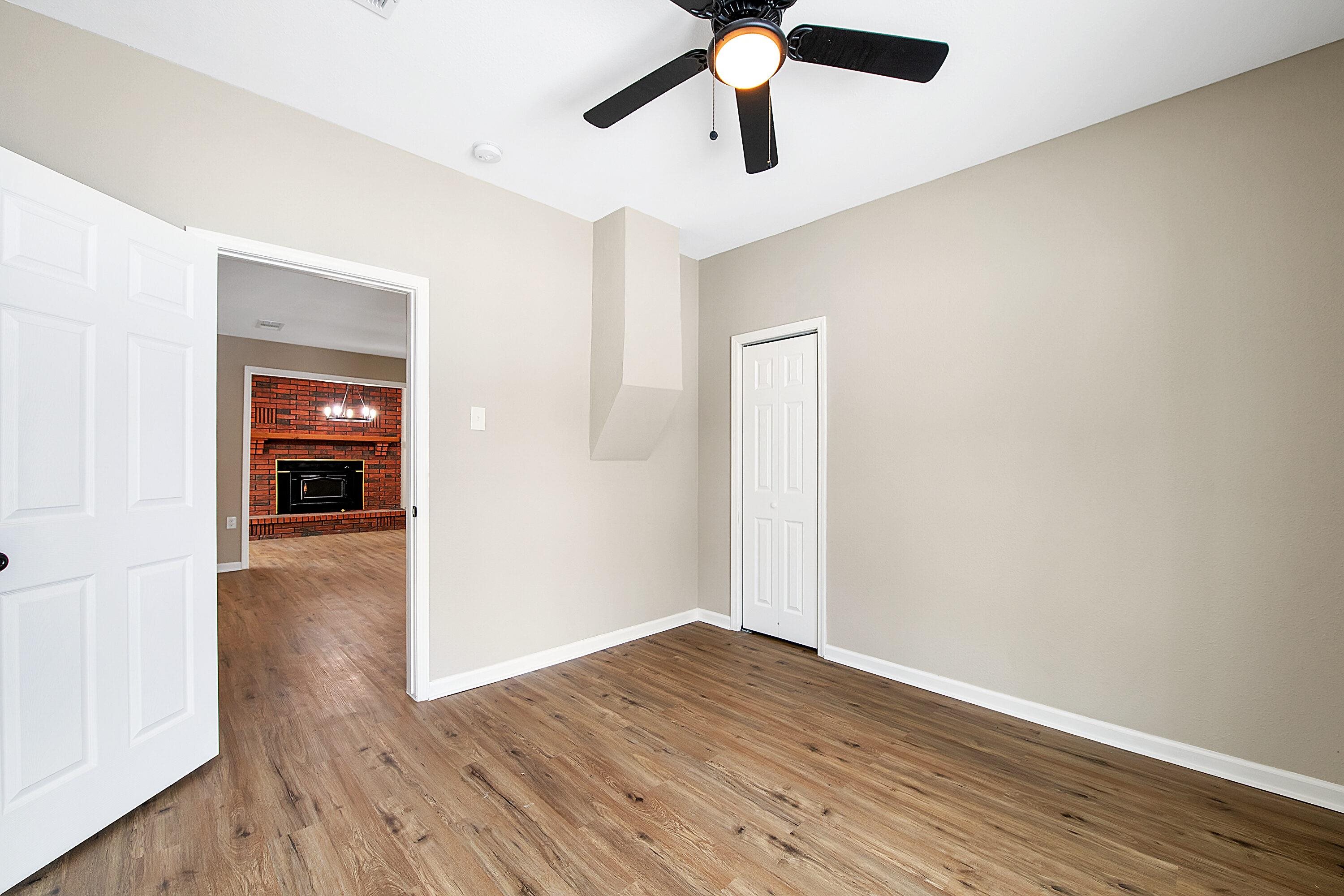 318 S Cranmer St Property Photo 27