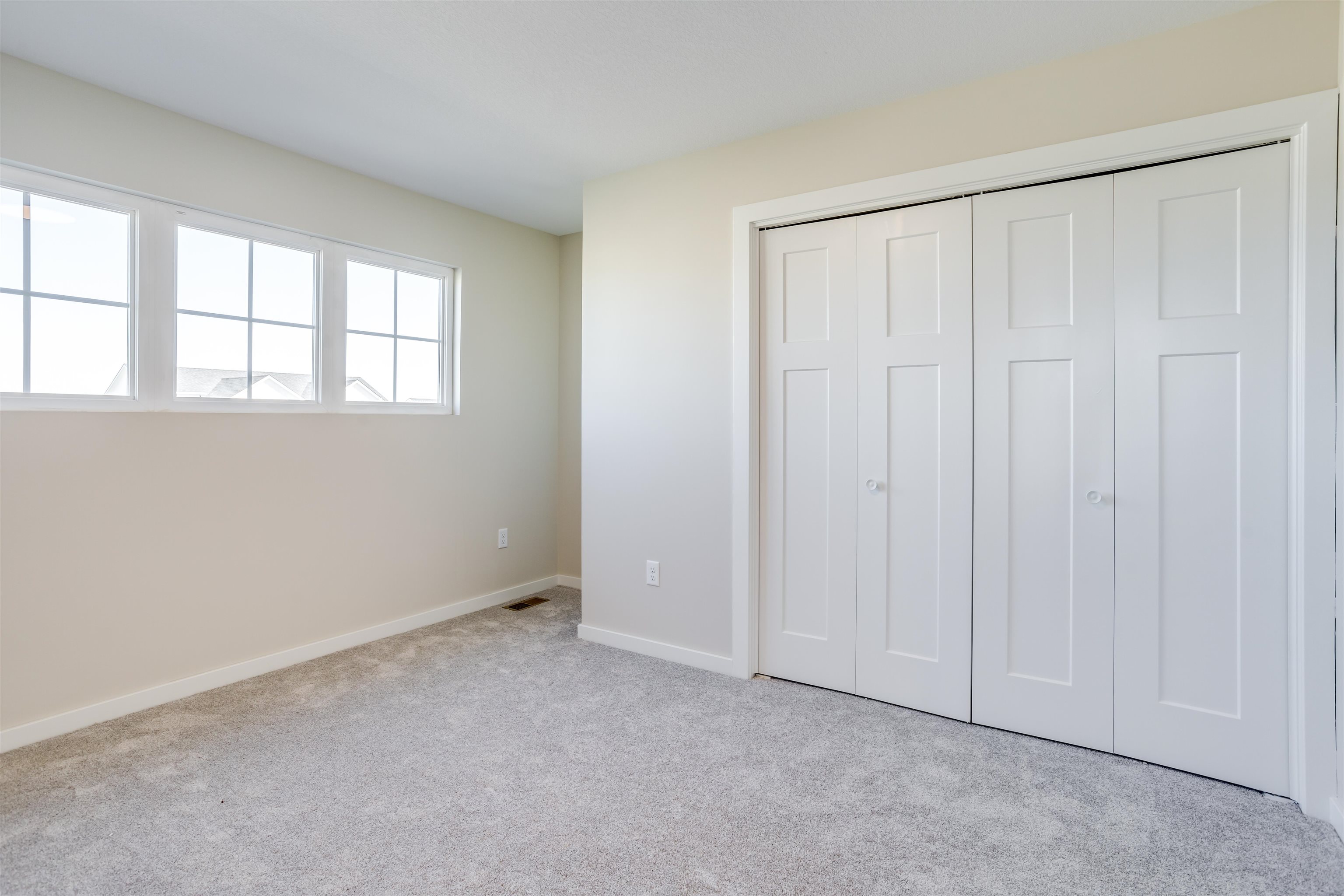 12099 W Swift Fox St Property Photo 8