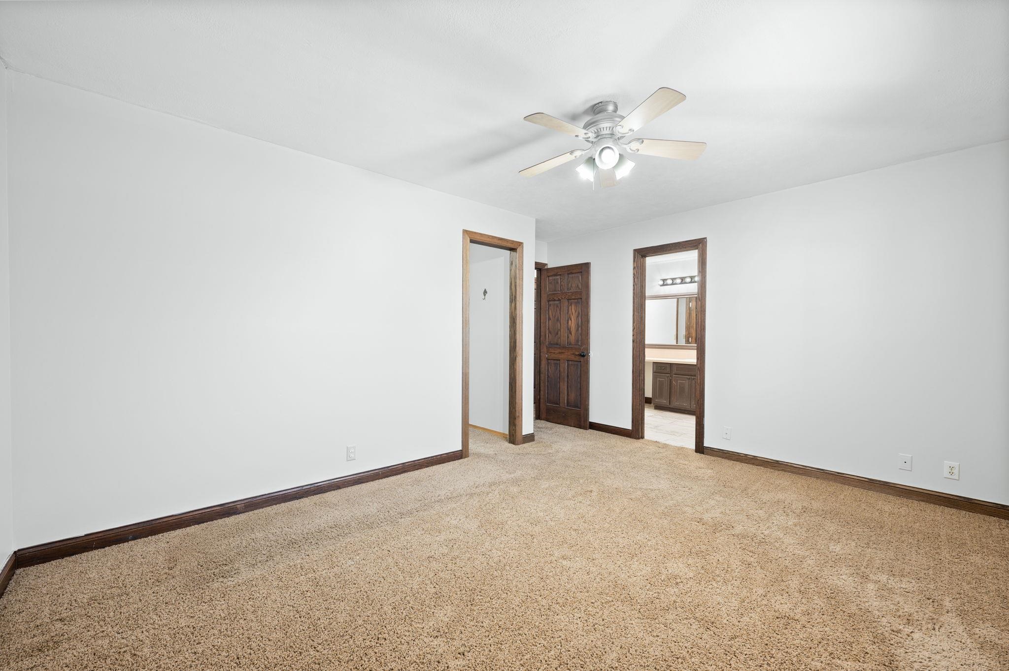 410 N Huntington Rd Property Photo 14