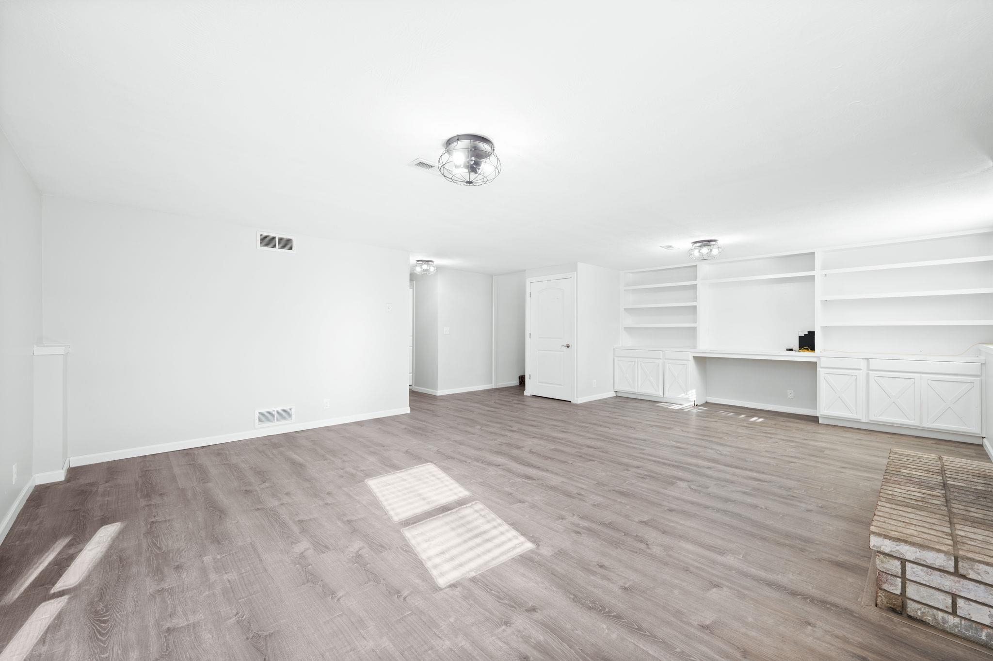 410 N Huntington Rd Property Photo 20