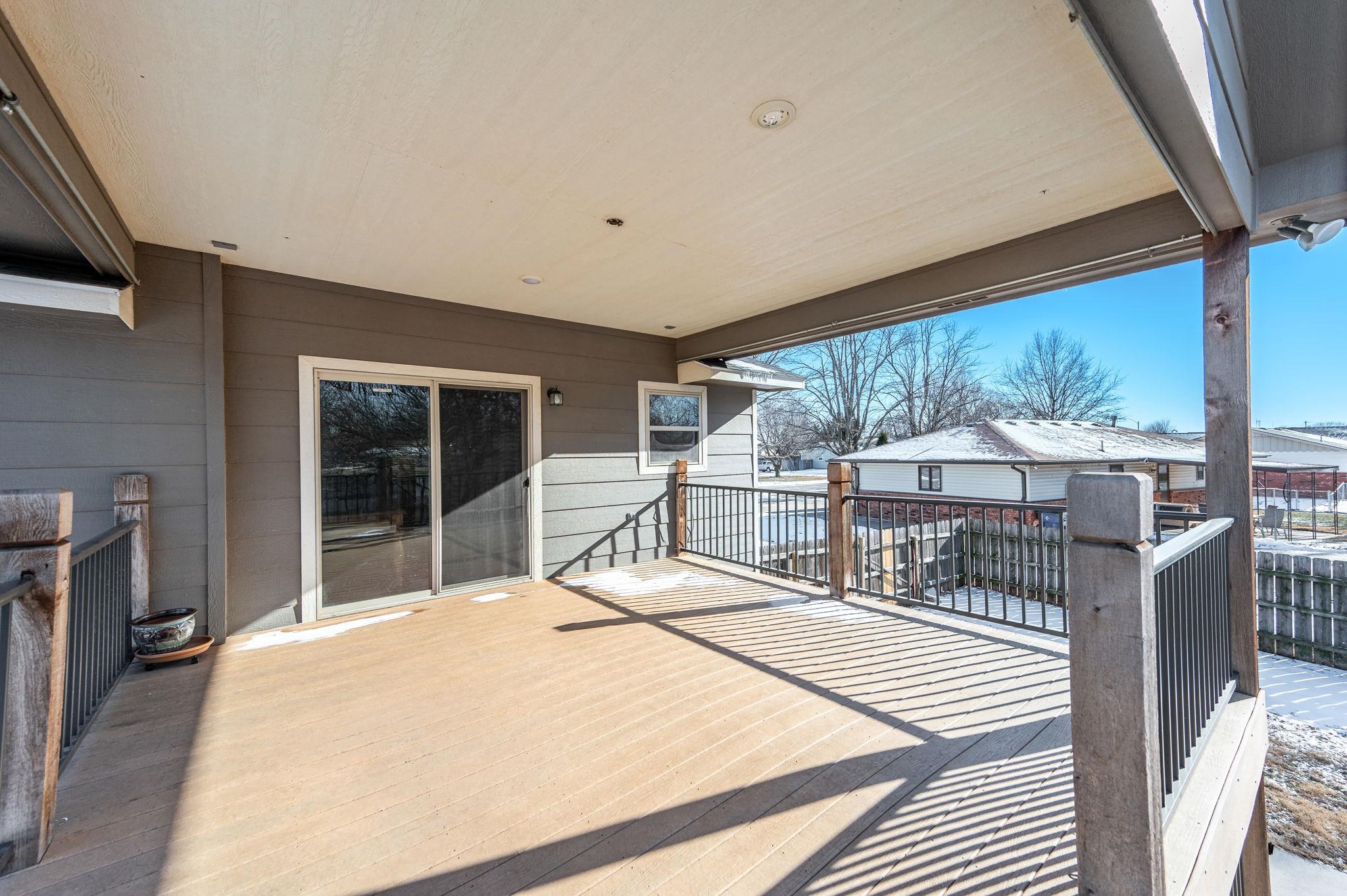 410 N Huntington Rd Property Photo 29
