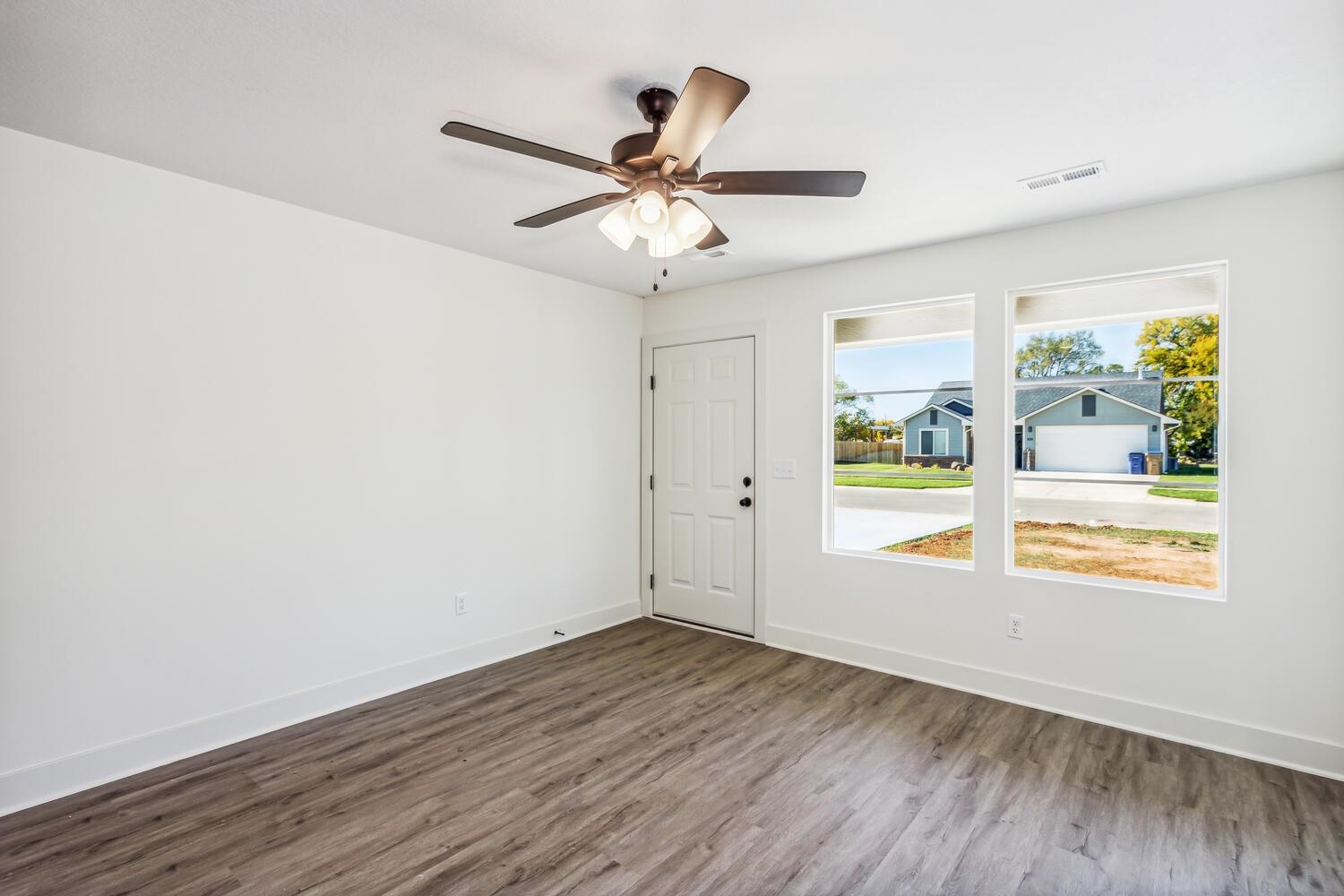 178 N Indian Lakes Dr Property Photo 5