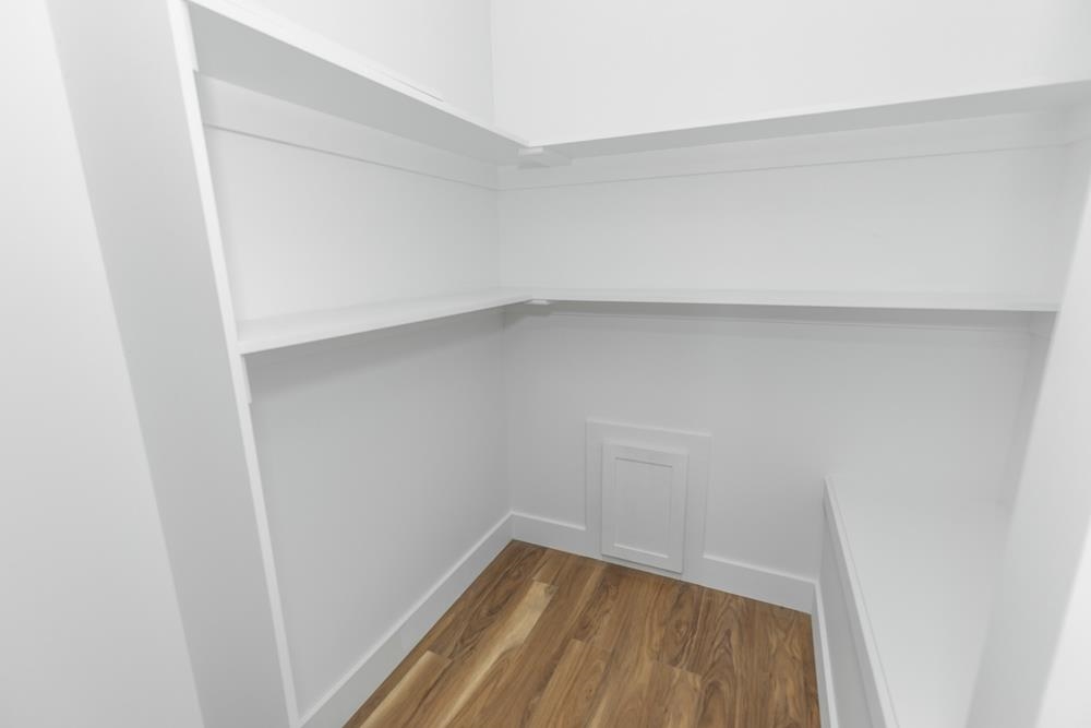 2540 Rosebud Ln Property Photo 7