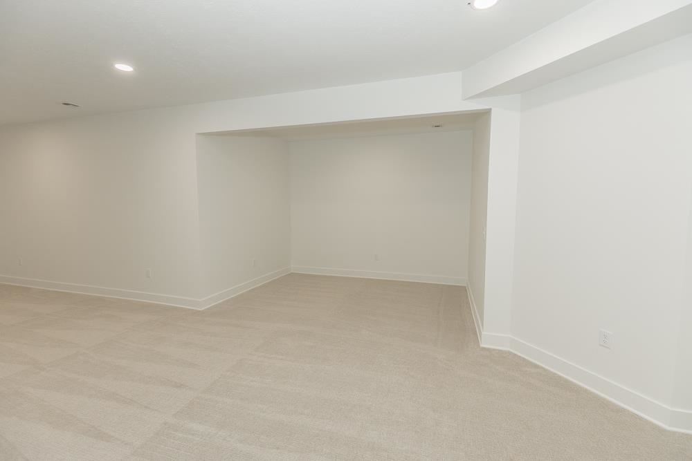 2540 Rosebud Ln Property Photo 22
