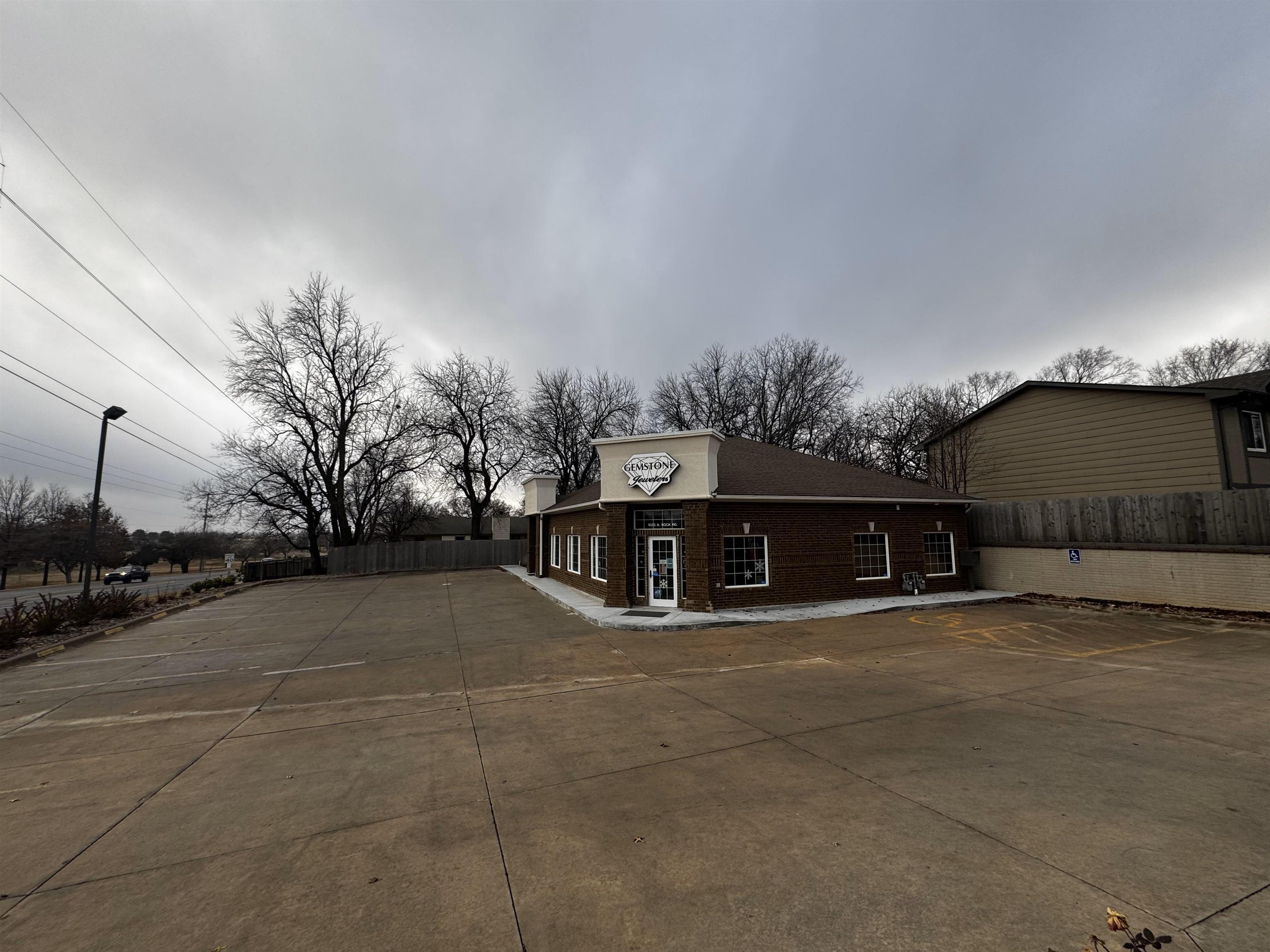 1033 N Rock Rd Property Photo