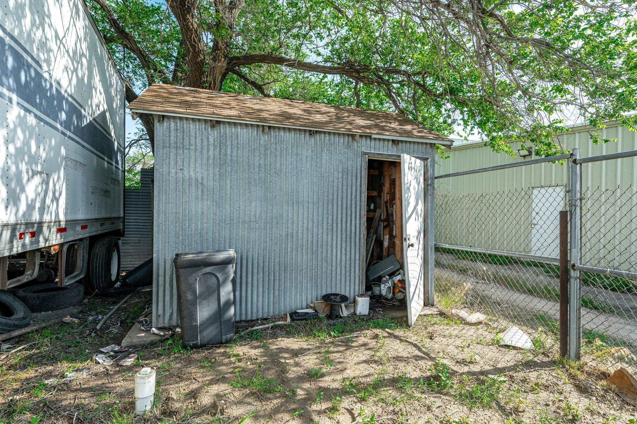 1528 S Walnut St Property Photo 29