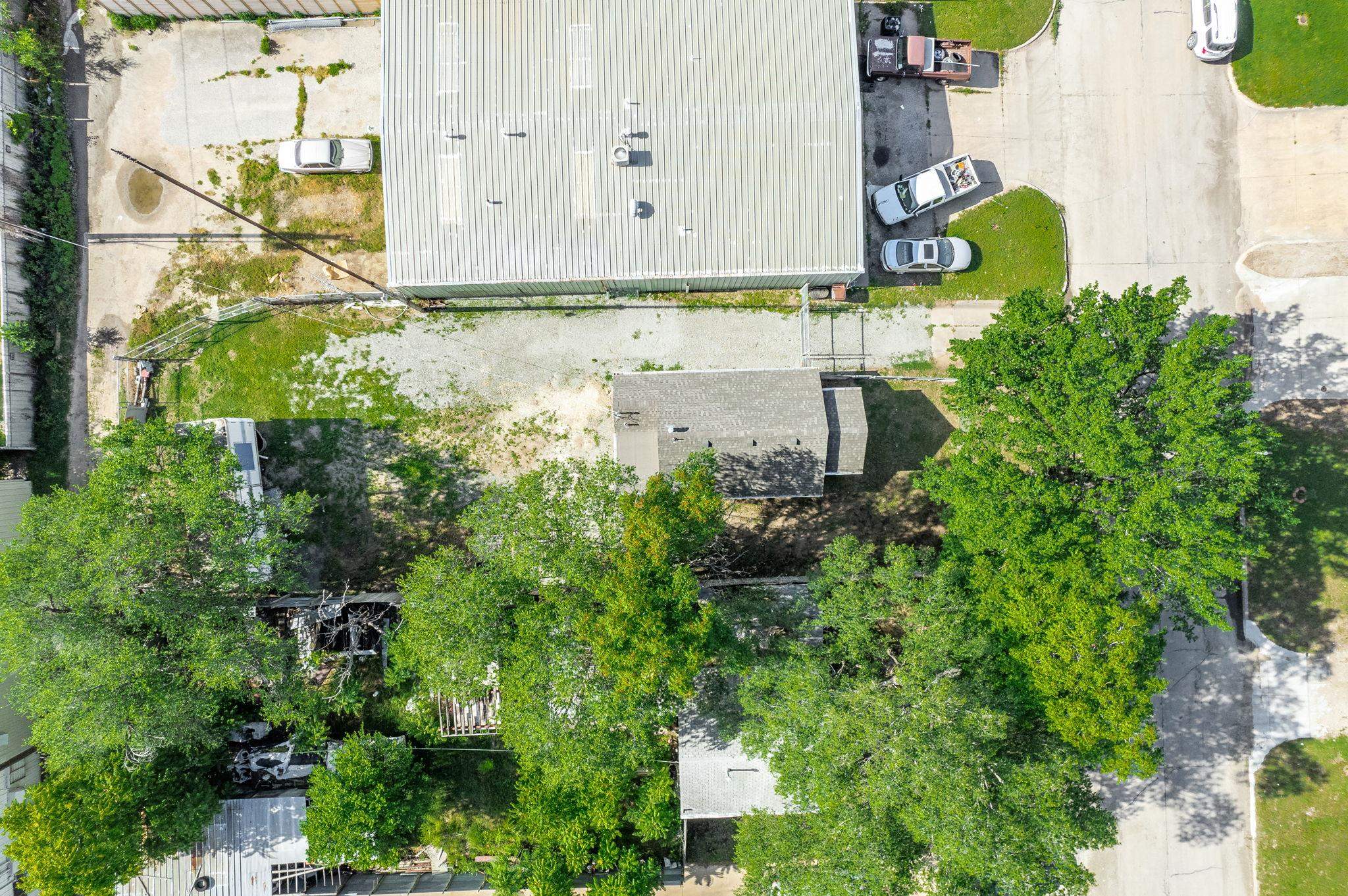 1528 S Walnut St Property Photo 31