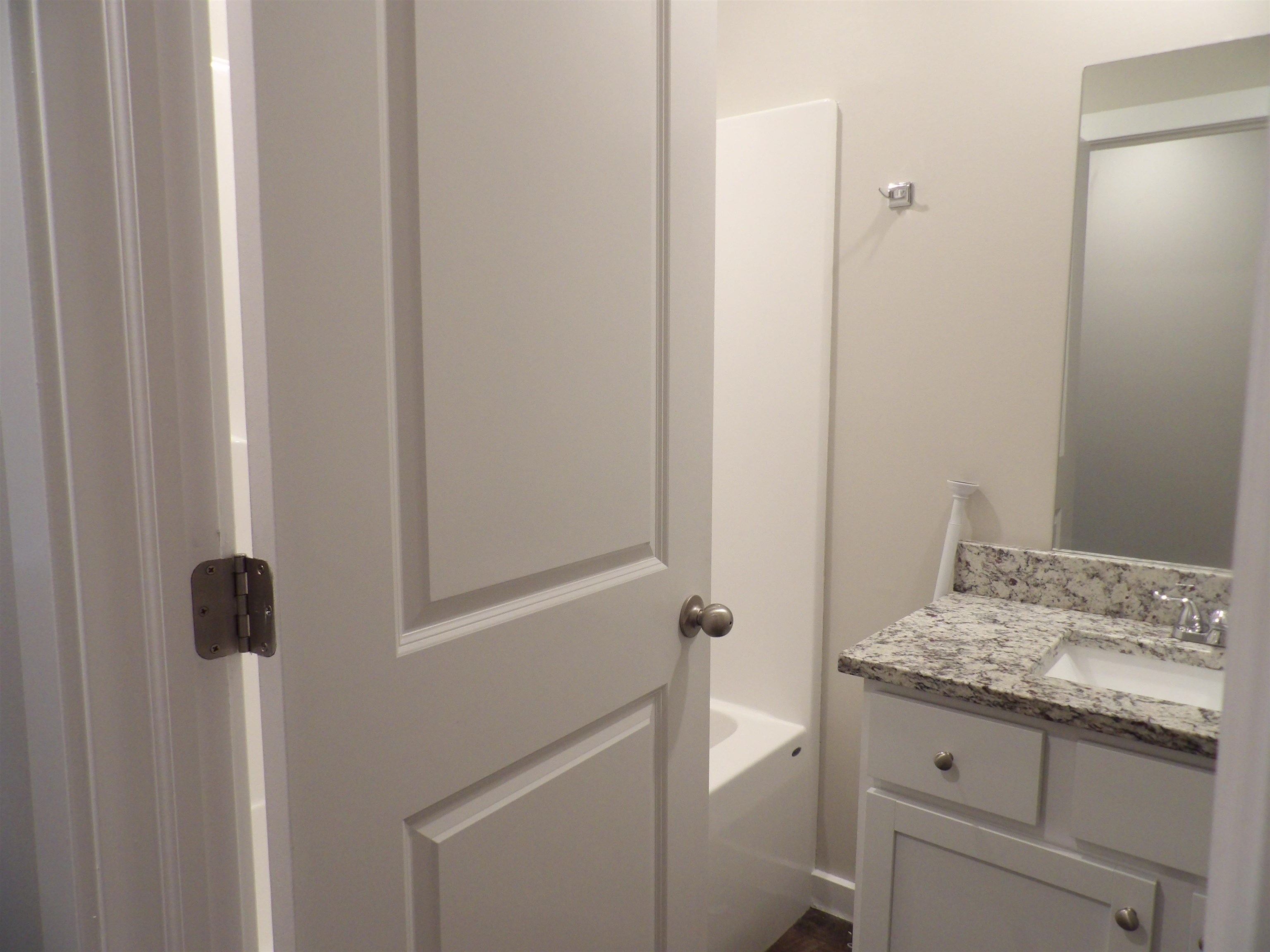 1713-1715 E 69th Ct N Property Photo 7