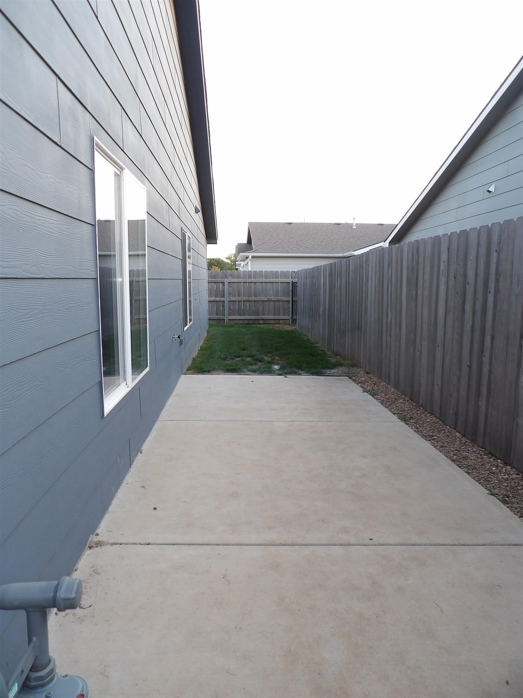 1713-1715 E 69th Ct N Property Photo 14